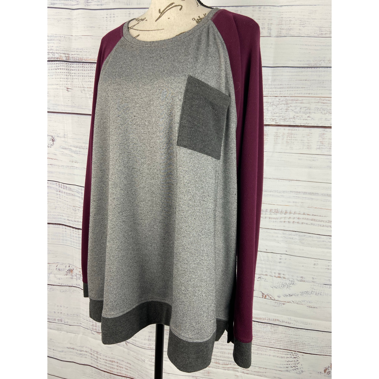 Chicos 3 Tunic Sweater Womens XL Soft Tricolor Pocket Scoop Long Sleeve Weekend