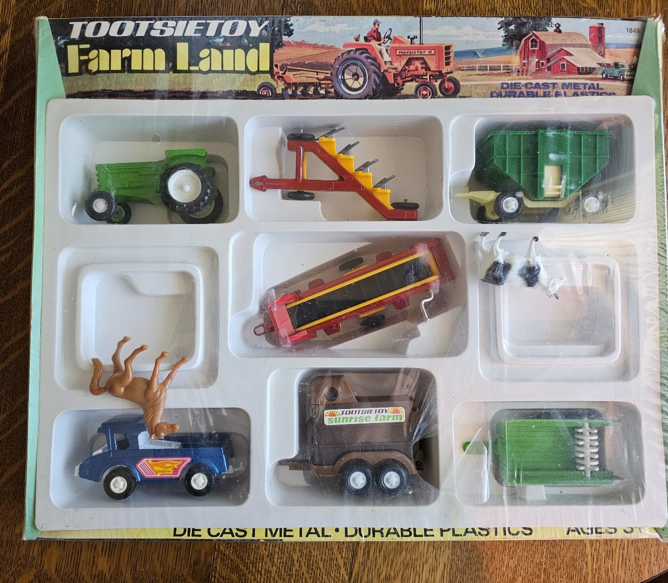 1978 TootsieToy Farmland 1849 die cast