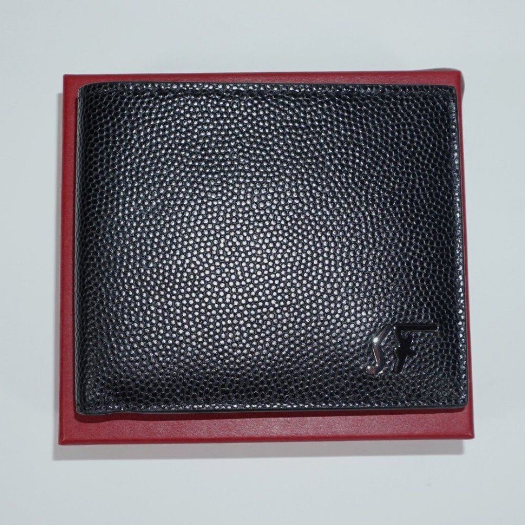 Salvatore Ferragamo Made in Italy Black Pebble Leather Bifold Wallet