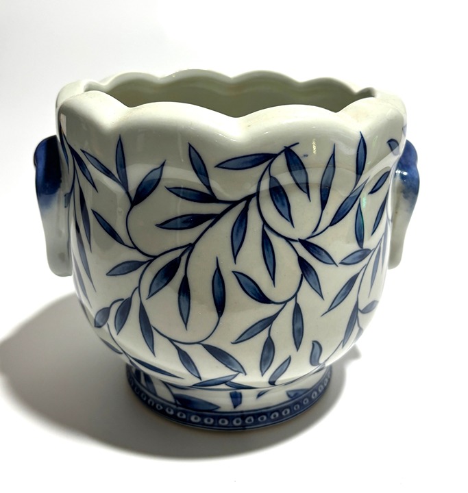 Blue & White Hand Painted Bamboo Leaf Porcelain Cachepot