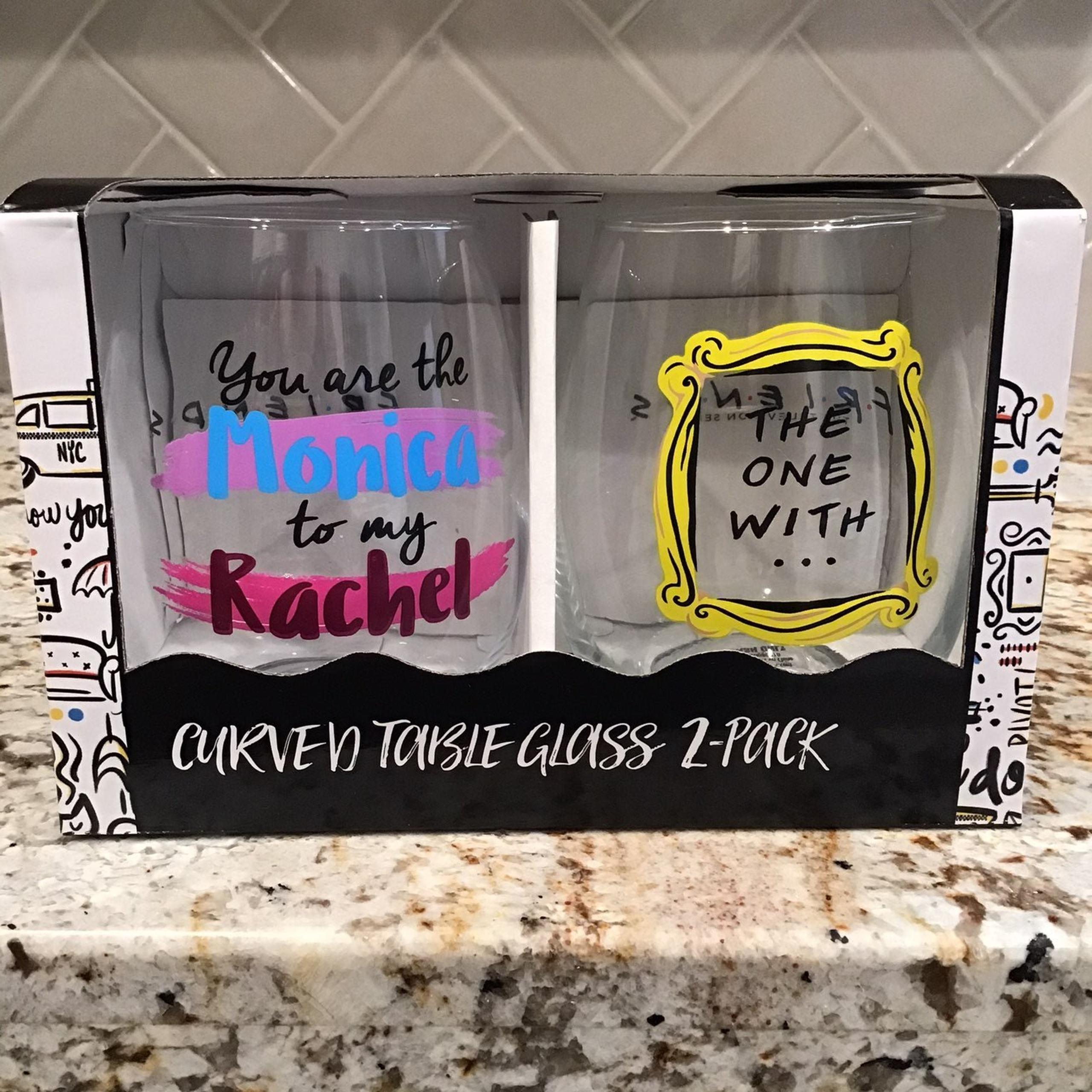 FRIENDS Curved Table Glass 2-Pack