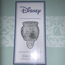 Scentsy Cinderella plug in