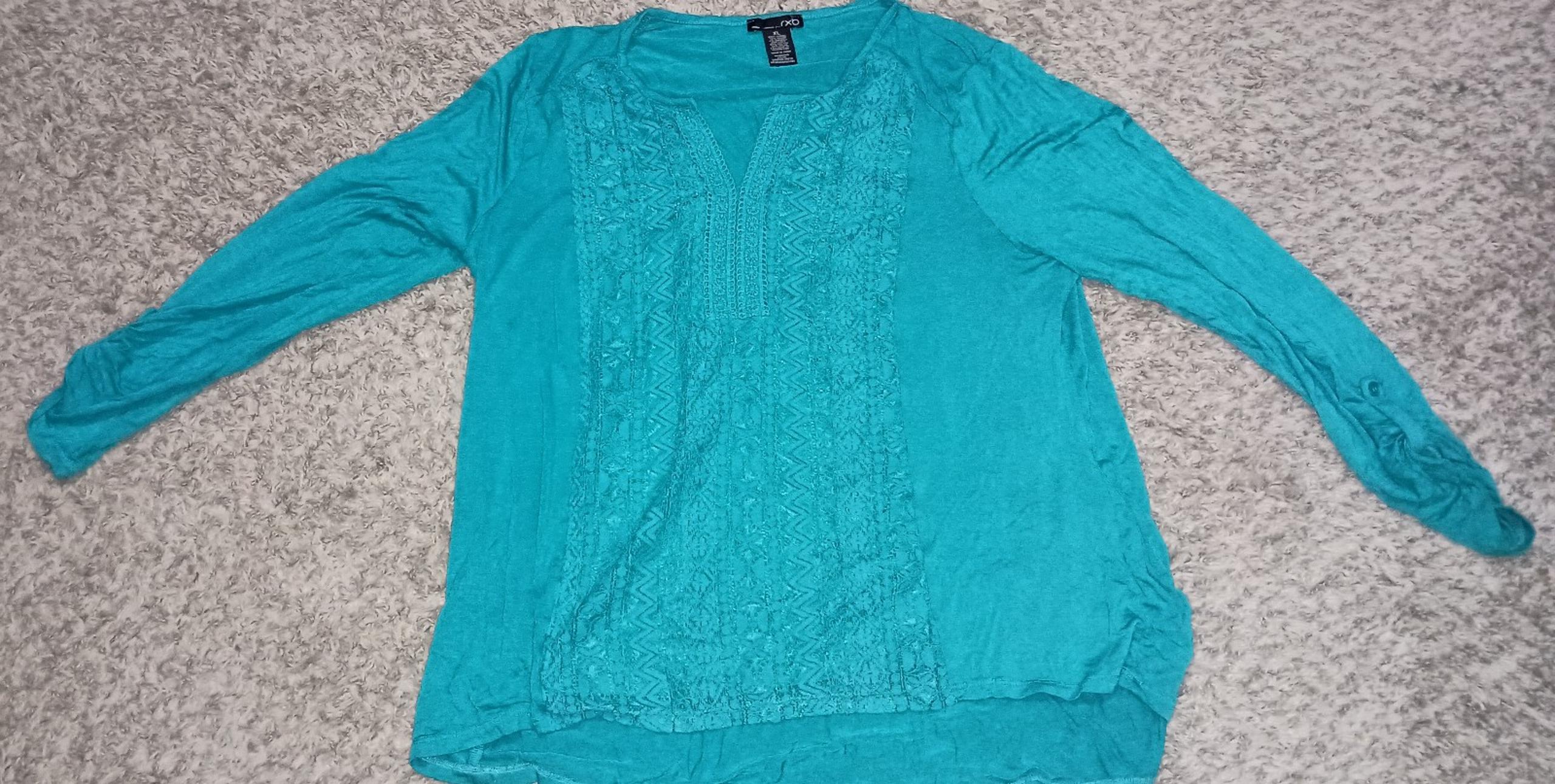 Women's Rxb Long Sleeve Tunic Top Size XL Color Blue Design Pretty Date...