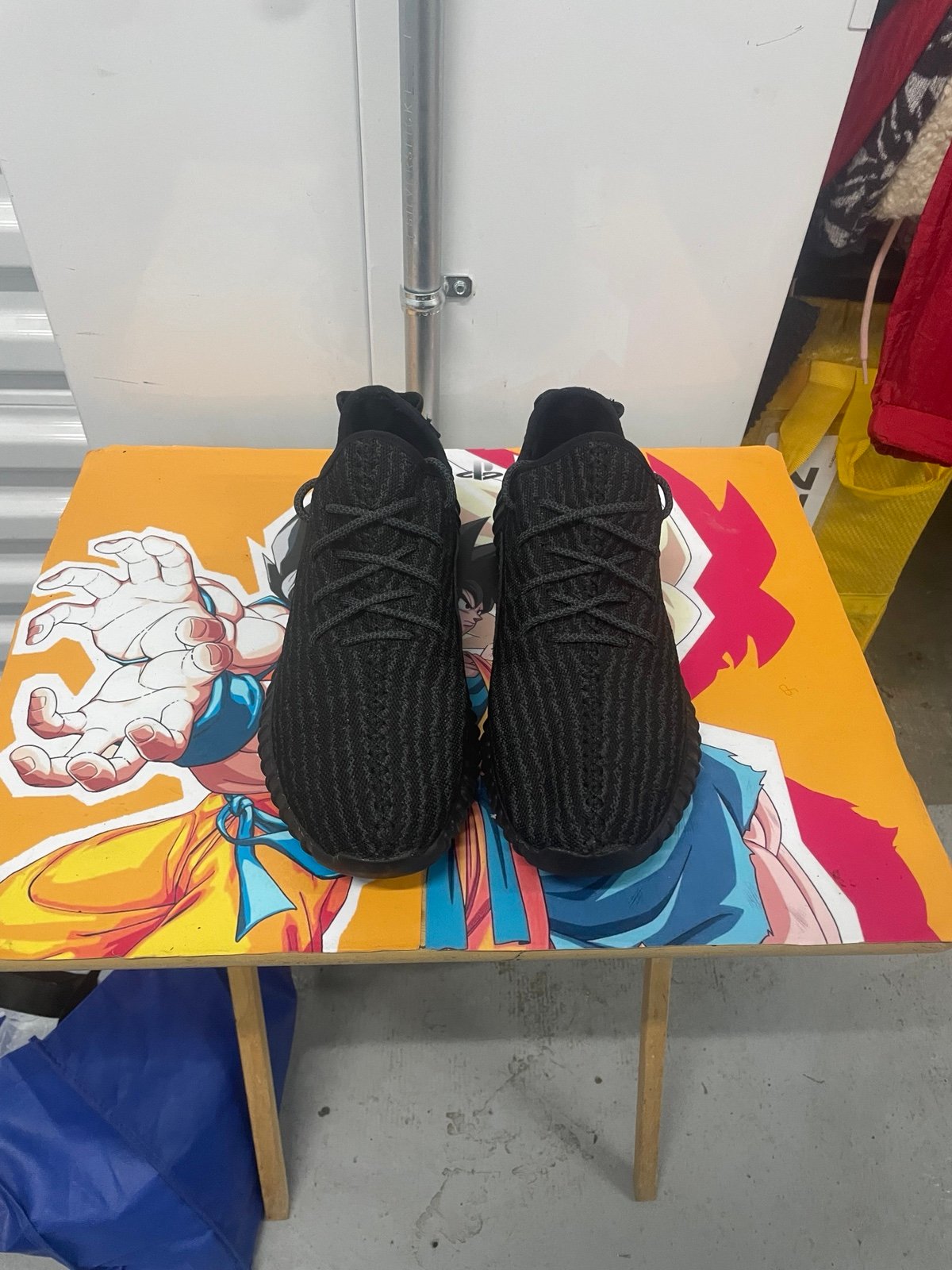 pirate black yeezy size 10 2016