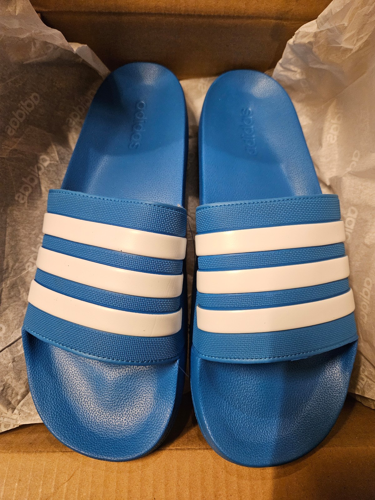 Adidas slides sz 18