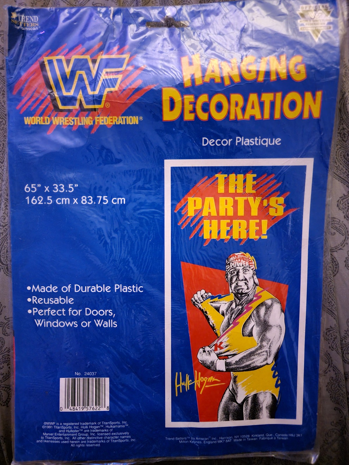 WWF WRESTLING HANGING DECORATION HULK HOGAN 1991