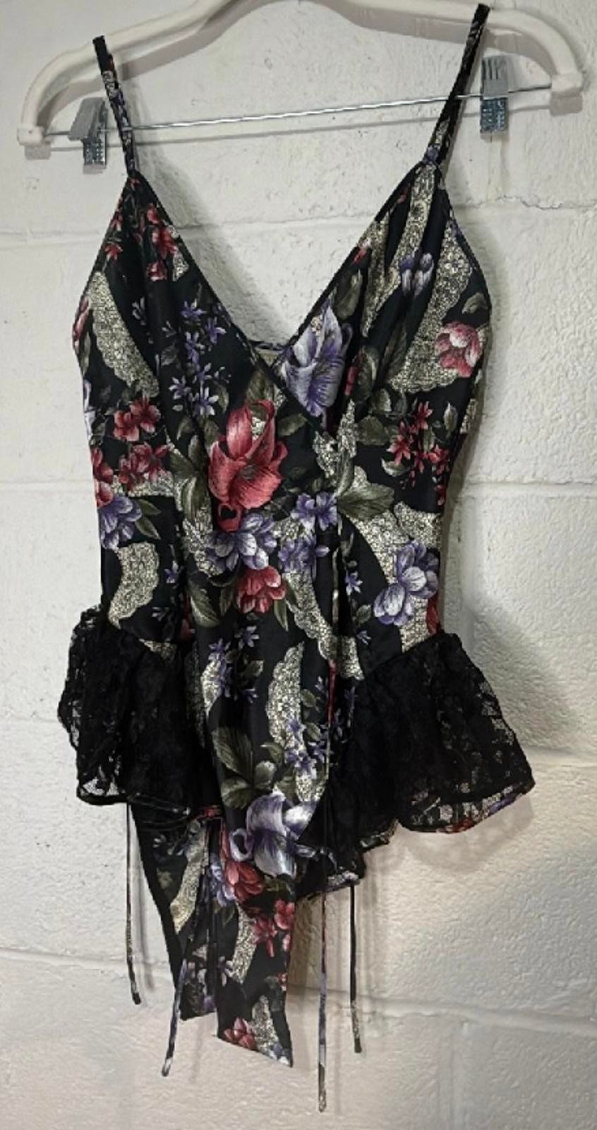Vintage Gold Label Victoria's Secret Teddy Size Small