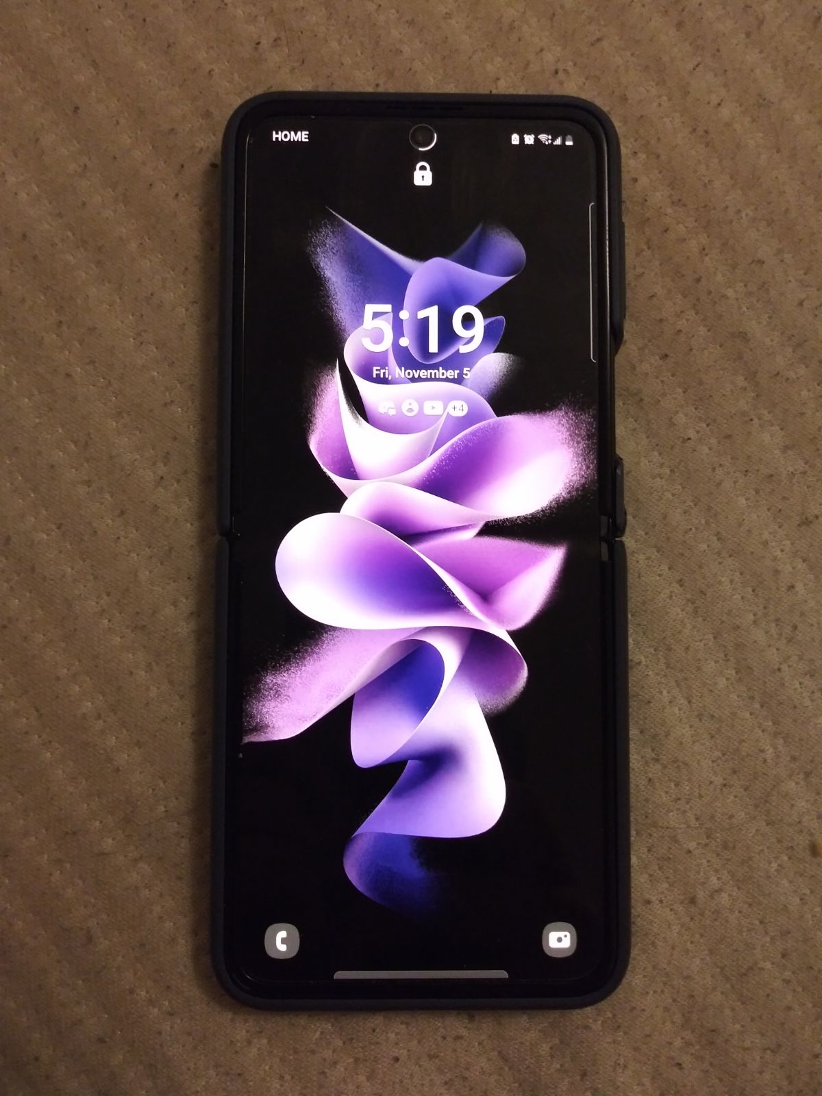 Samsung Galaxy Z Flip 3 128GB Unlocked