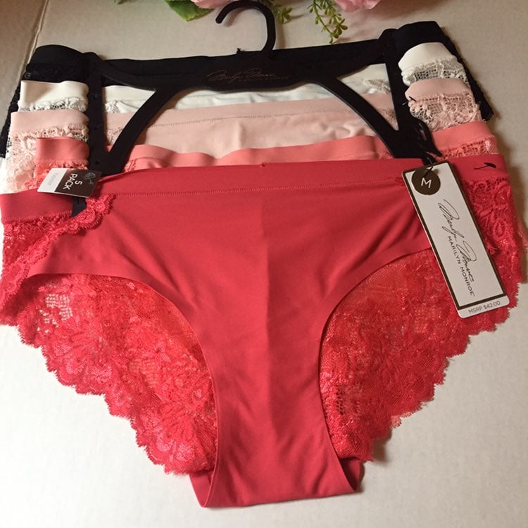 Set of 5 panties