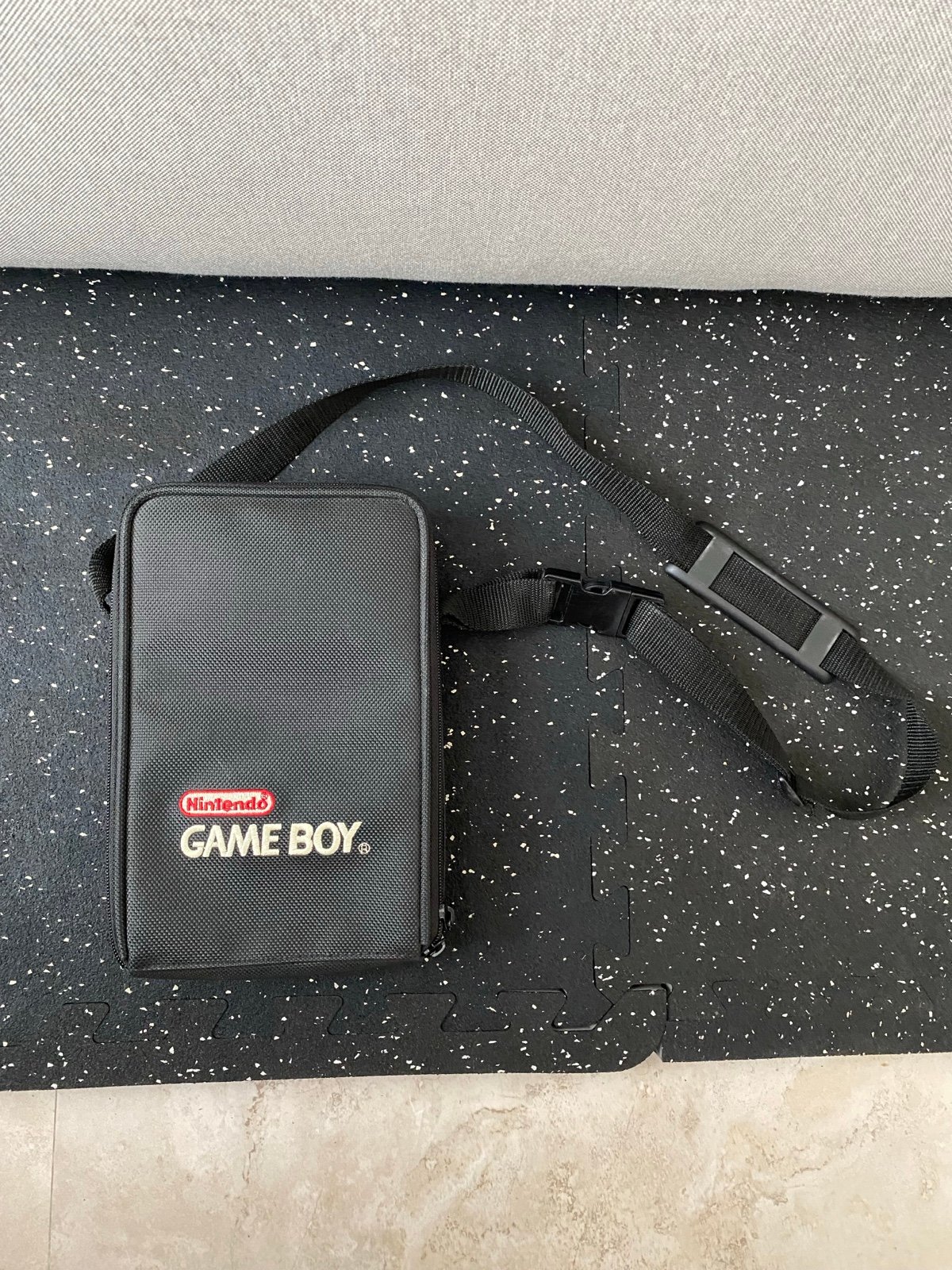 Official Nintendo Game Boy Carrying Case