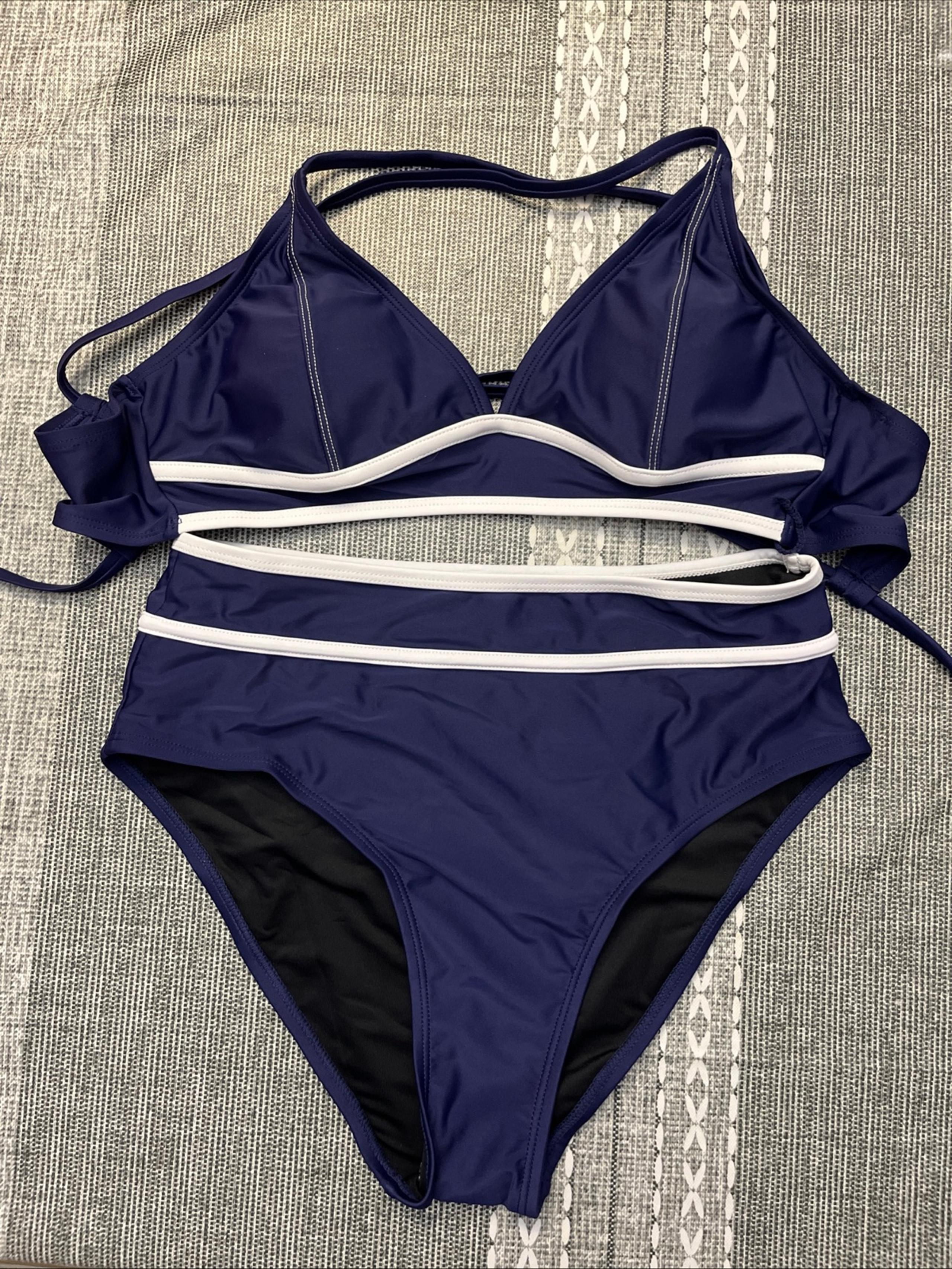 CUPSHE Women's Two Piece Versitle Back  V Neck Halter Navy Small NWT