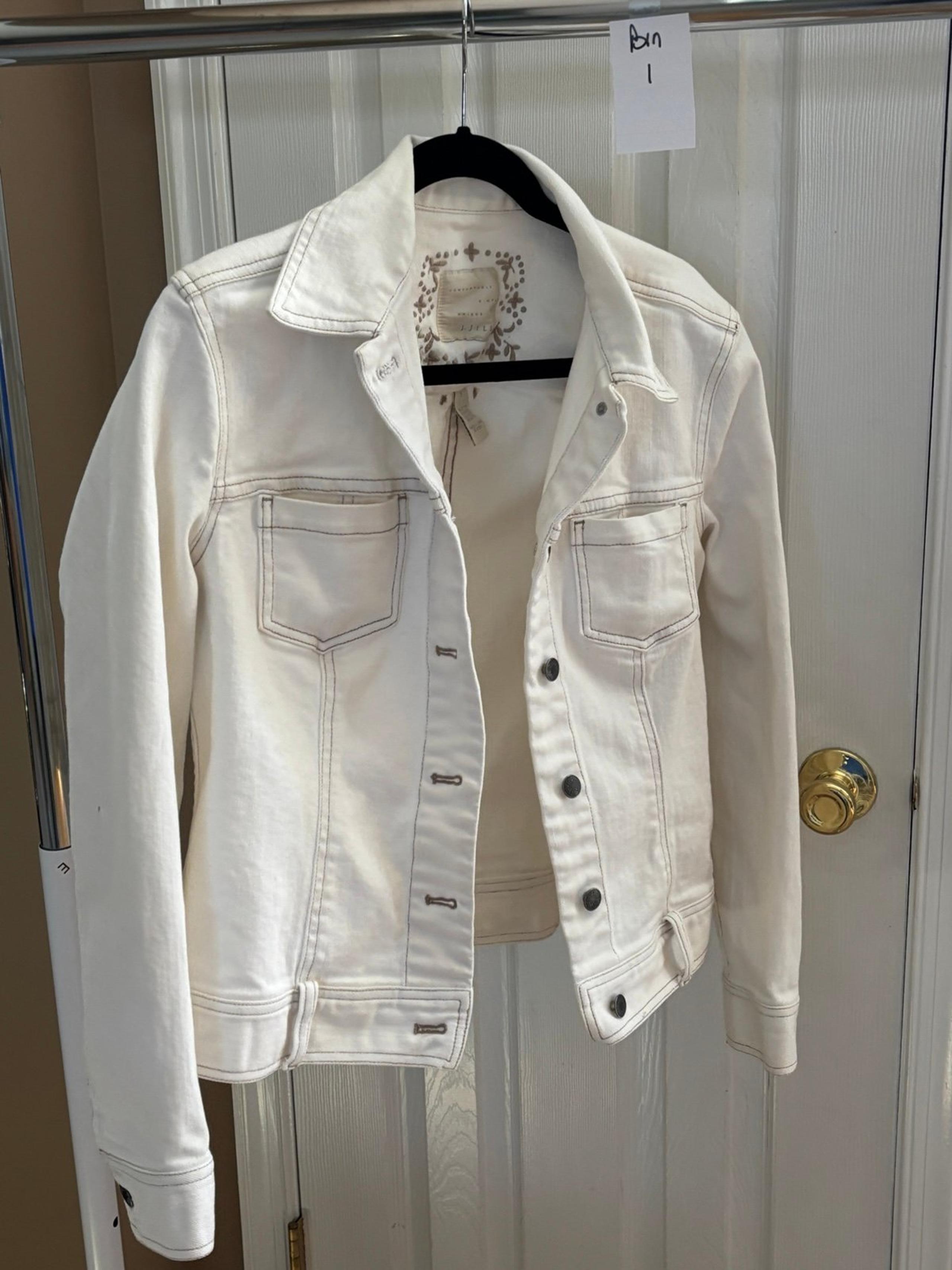 J Jill Of White Denim Jacket Sz Small