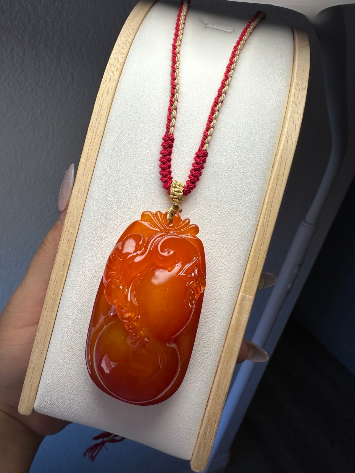 DIY high quality Amber Hulu Necklace