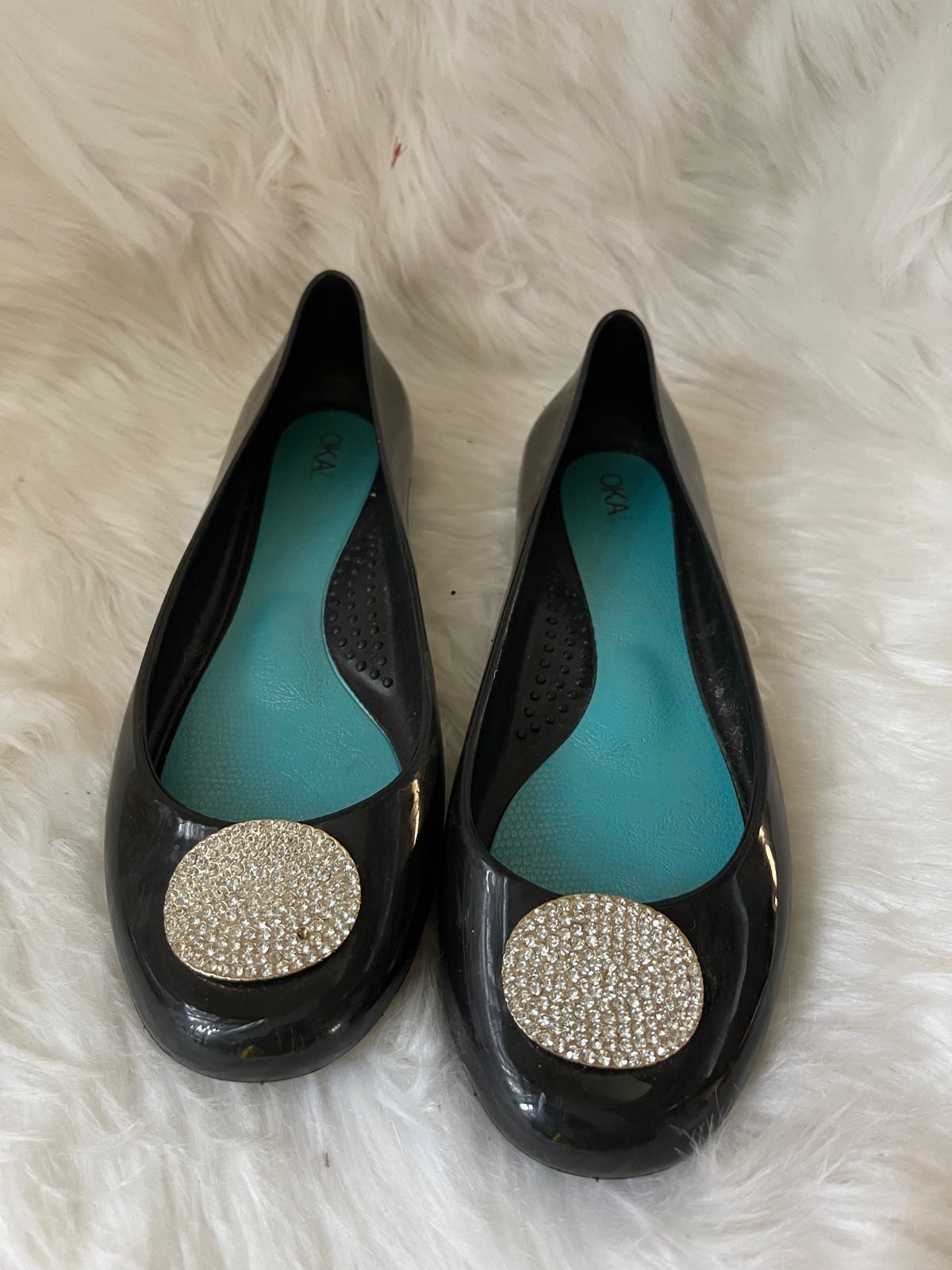 Oka B Jelly Black ballerina with brooch with rhinestones US9 pre owned in good u
