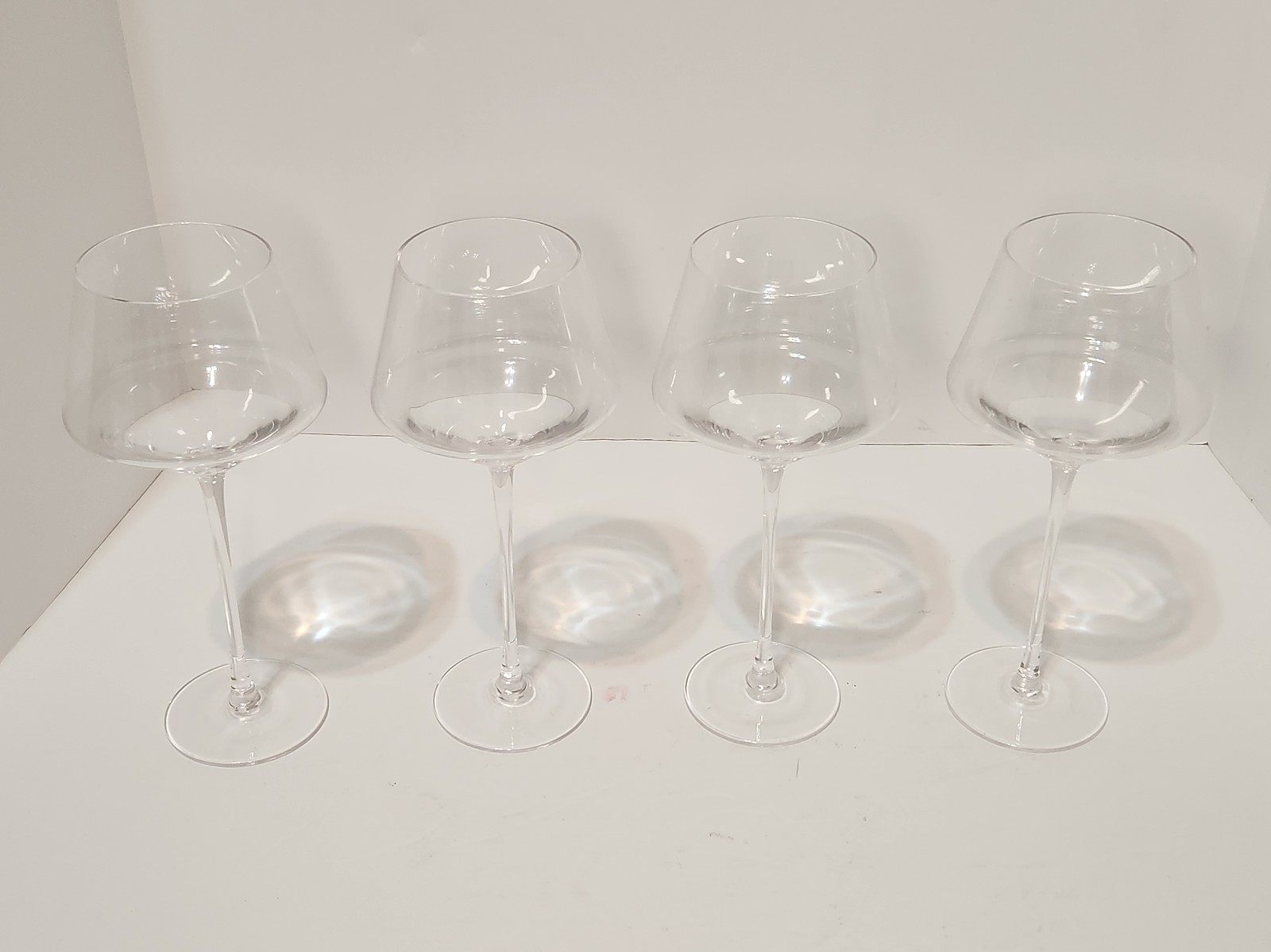Red Wine Glasses Set of 4 – 17.5Oz Premium Crystal Wine Glasses with Long Stem –