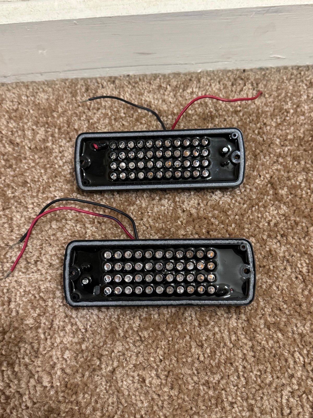 Whelen 500 Series Red LED Wide Angle Light Heads Pair Of 2