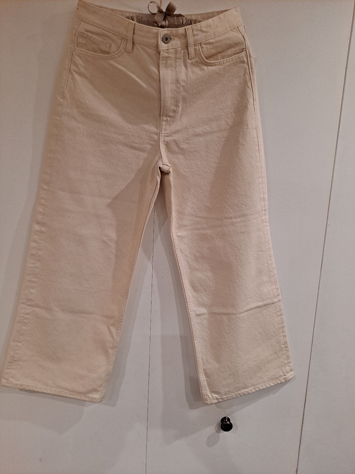COS Women Organic Cotton Wide Leg Cropped Cream Jeans Sz 29 NWT Rare