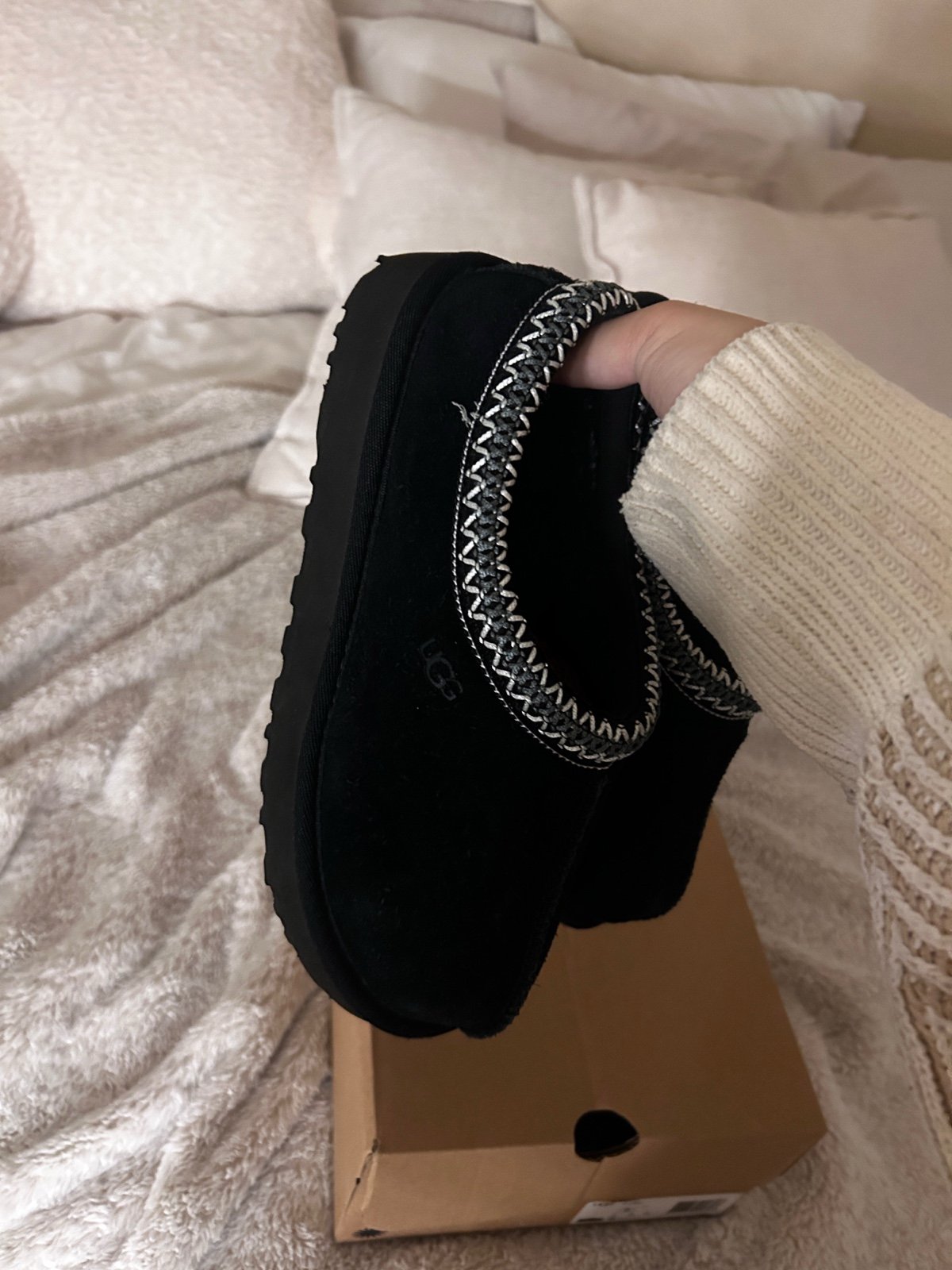 Black Uggs