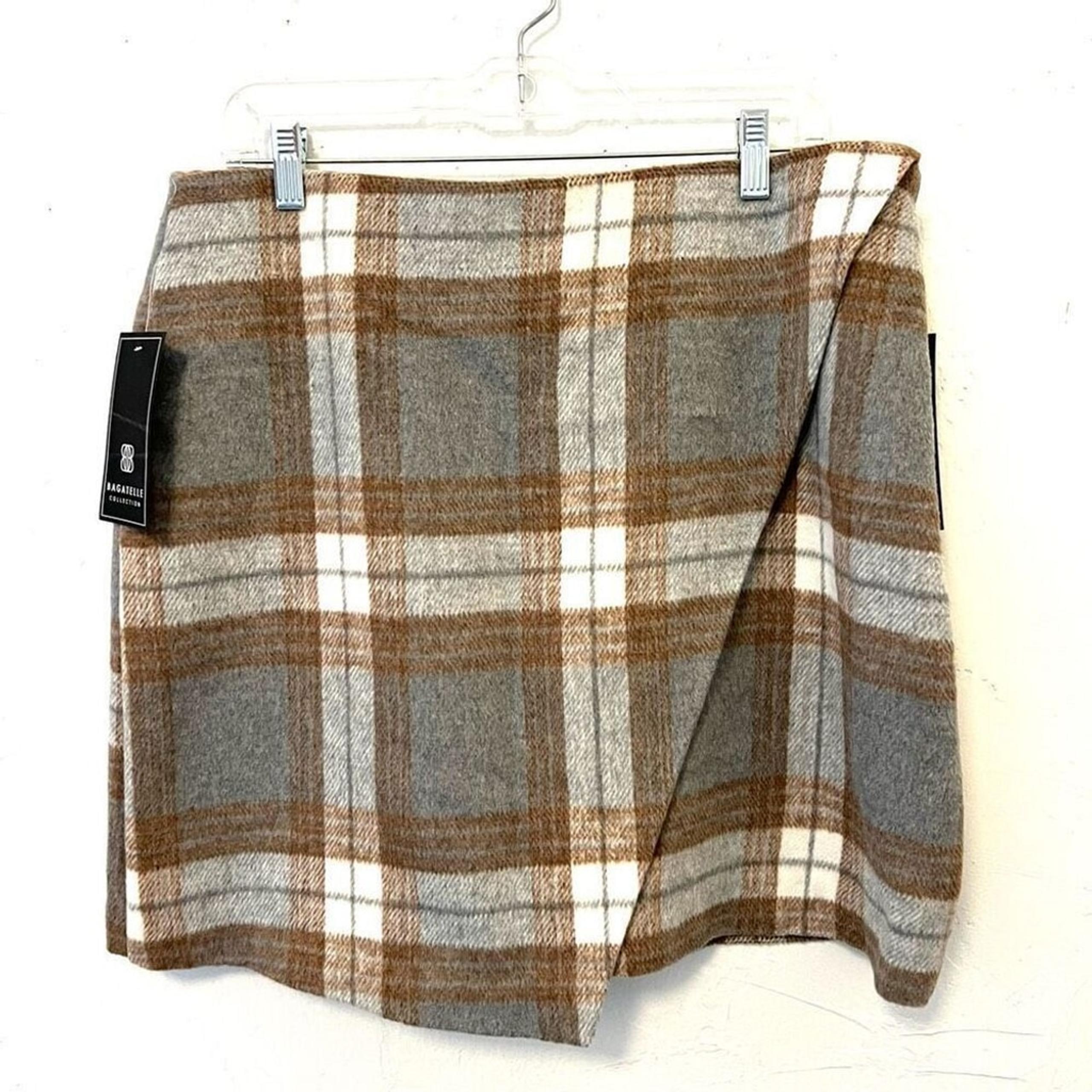 Bagatelle Collection Women’s Plaid Mini Skirt Sz Large Side Zip Brown/White/Gray