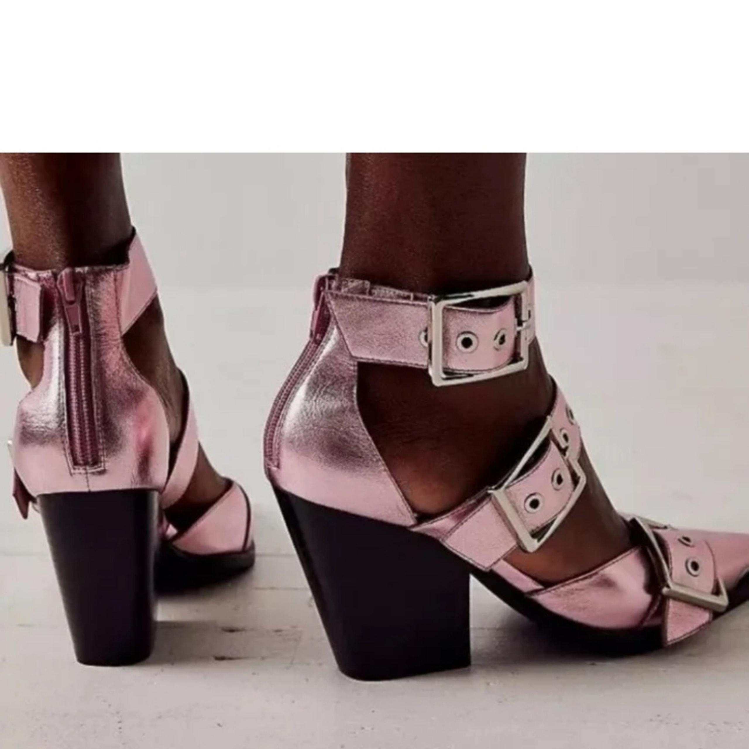 Jeffrey Campbell  Hendrix Heels Size 6
