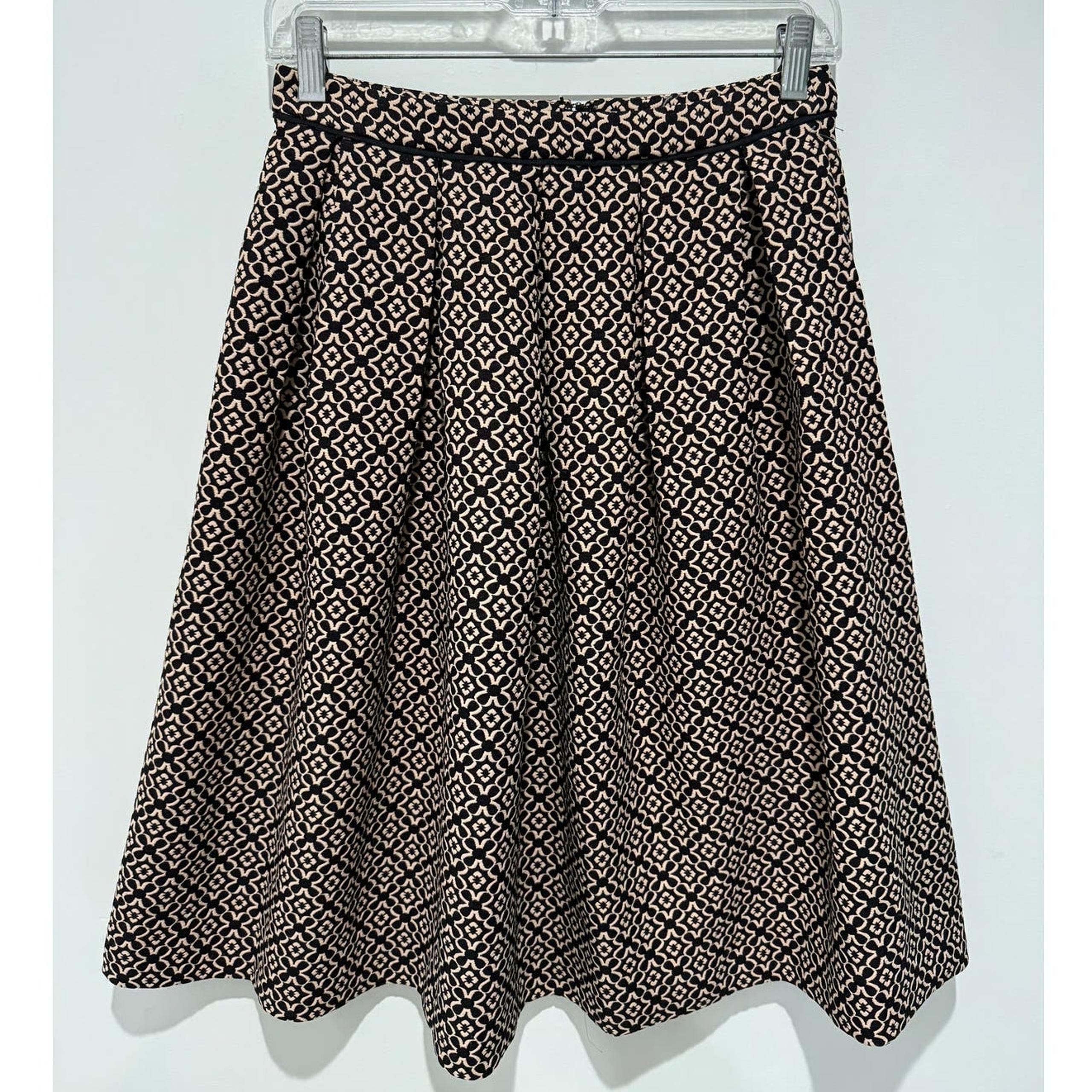 Champagne & Strawberry (Anthropologie) Jacquard Black/Beige Skirt, Size SMALL