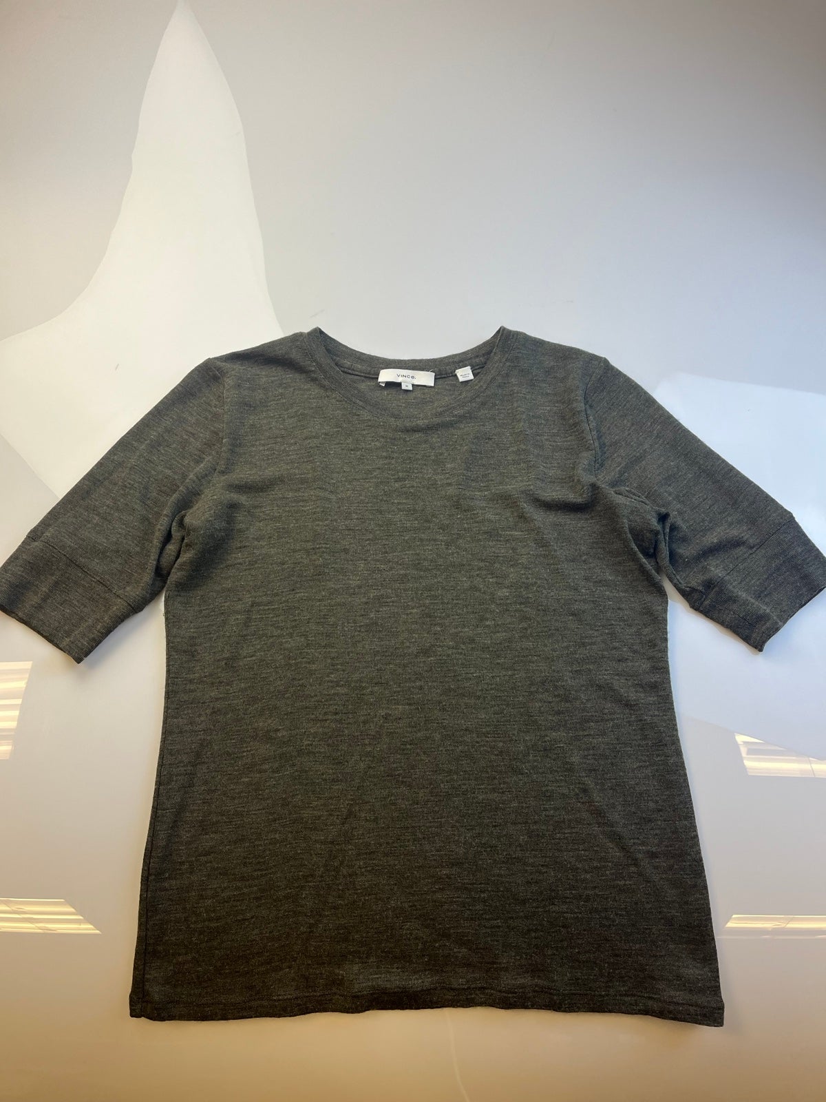 Vince blouse tee top r15-16