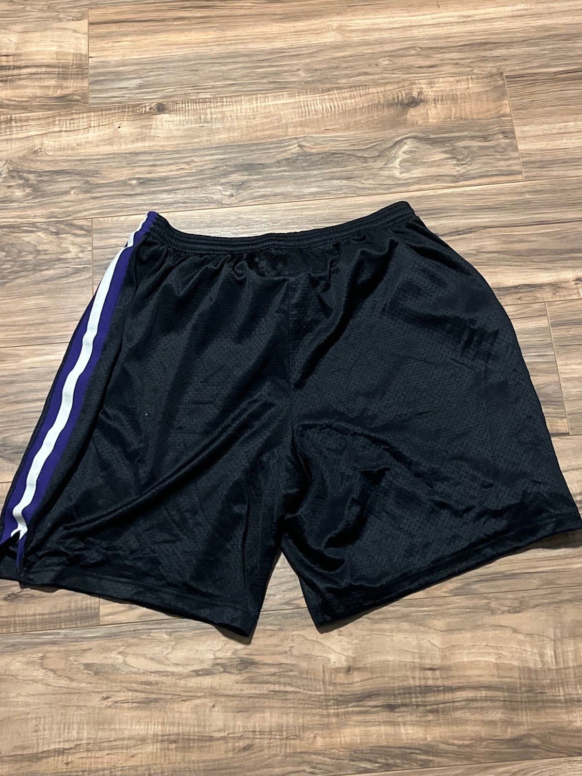 90s hornets champion shorts