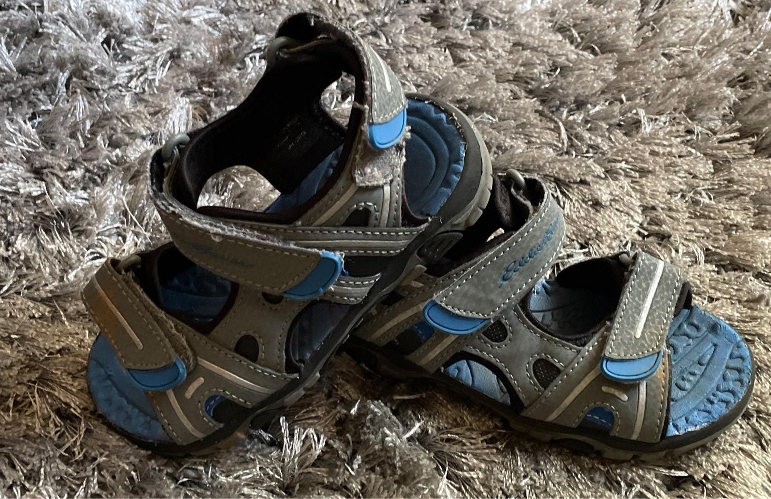 Eddie Bauer Toddler Boy’s Blue & Grey Velcro Slip-on Sandals Size 10