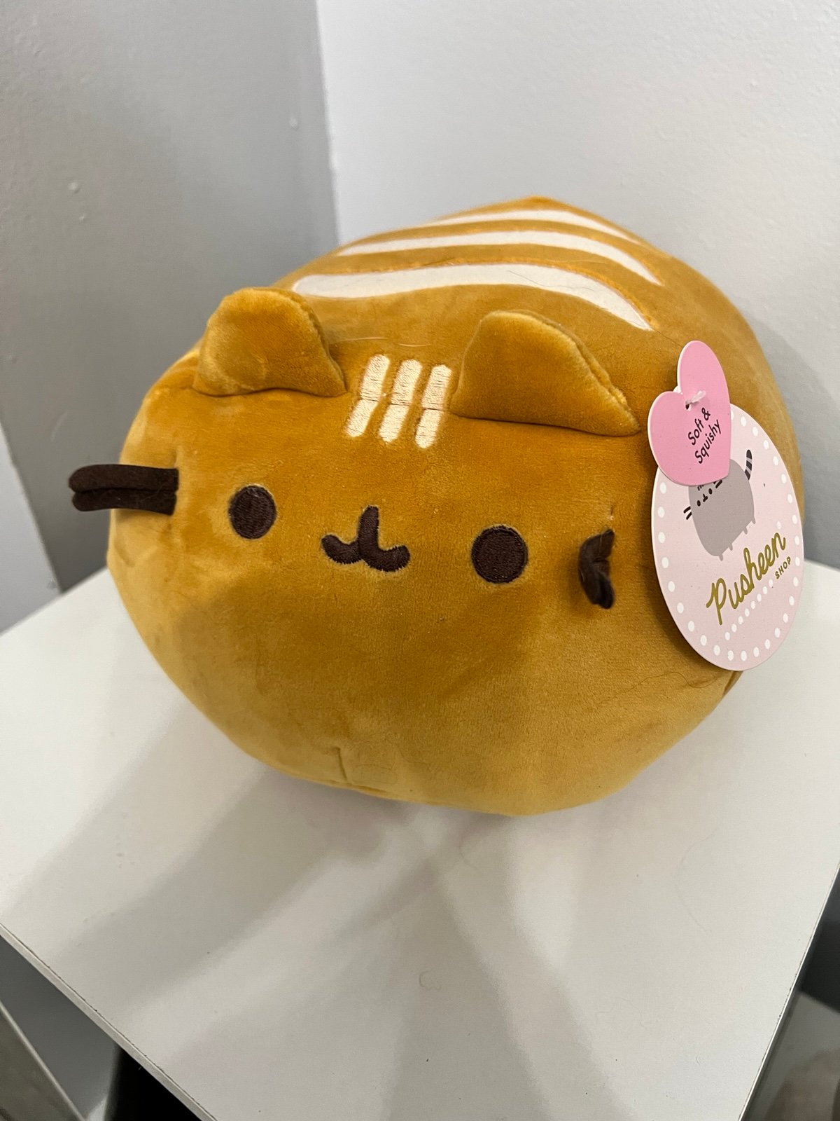Bread Loaf Pusheen Plush Exclusive Rare