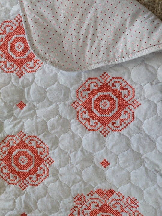 New Handmade 100% Cotton Red & White Baby Crib Quilt Boy or Girl Unisex Heritage