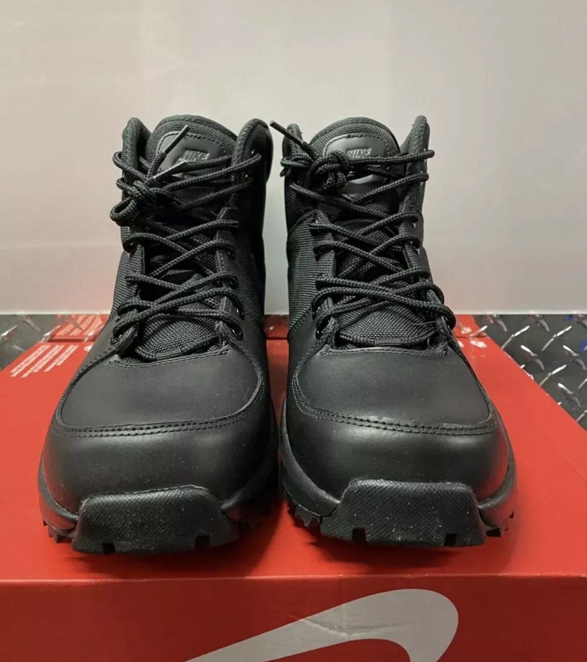Nike Manoa Water Resistant Leather Boots