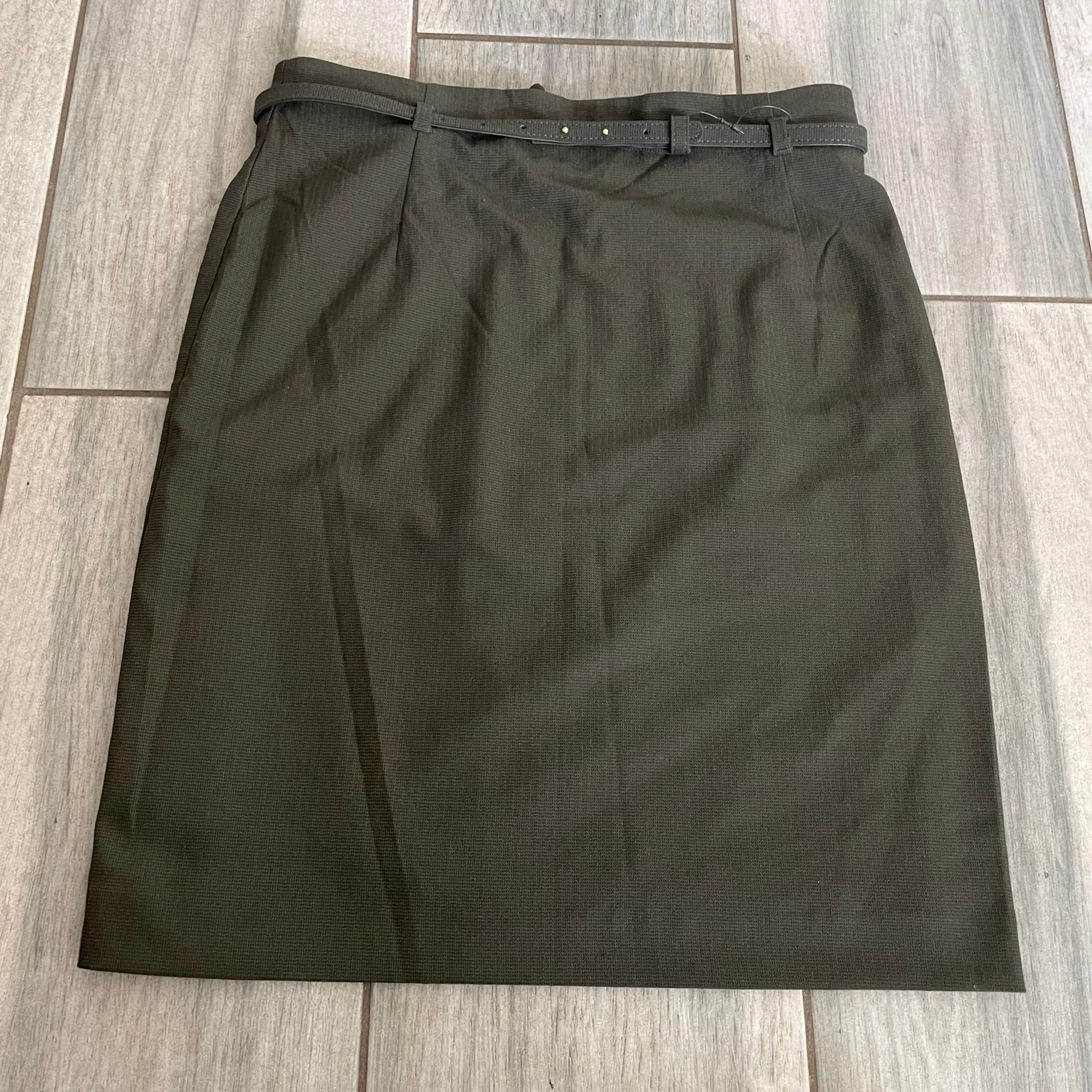 H&M Straight Knee Length Pencil Skirt Womens 6 Hunter Green Ladies Solid Stretch