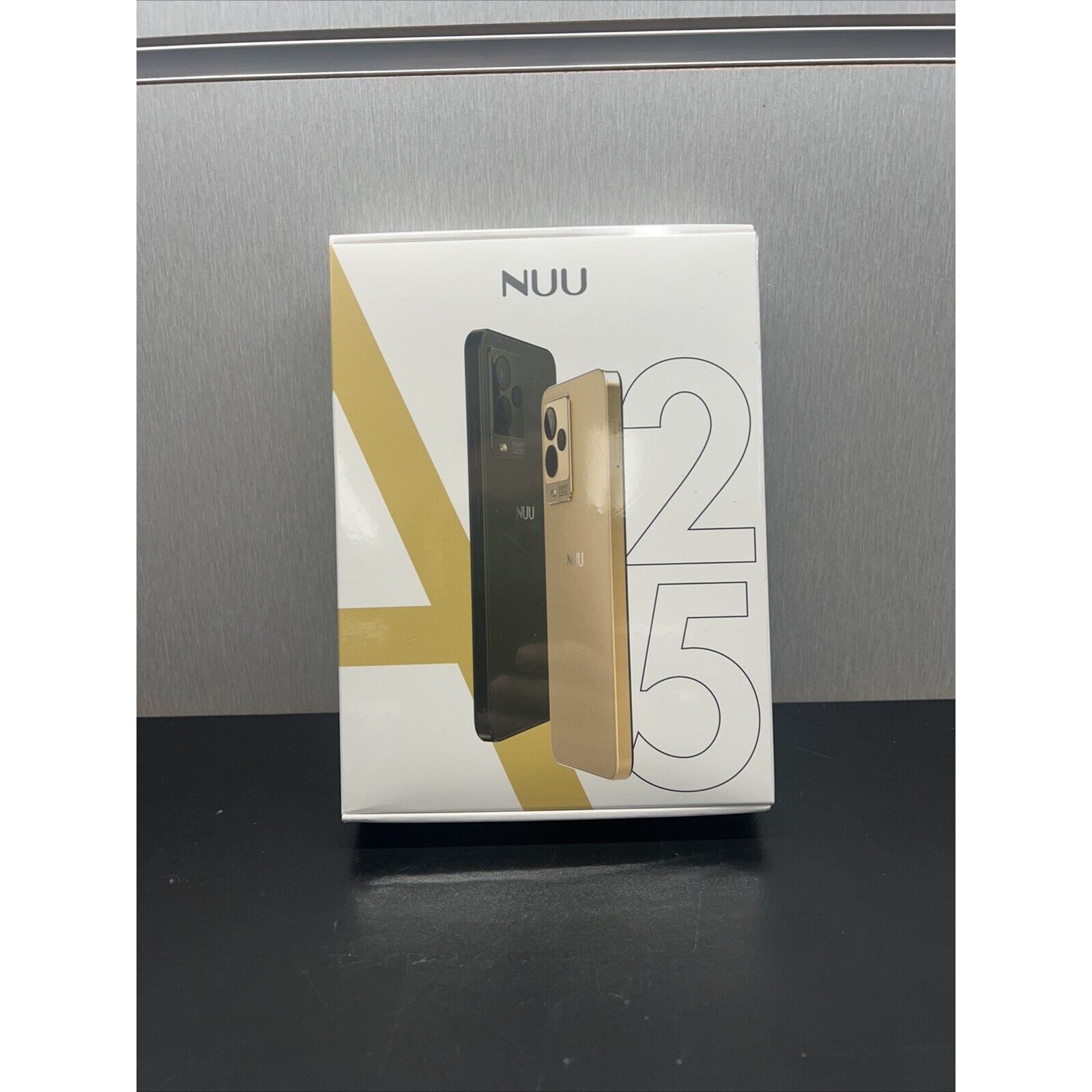 NUU A25 AMOLED 120Hz 6.7 Phone for T-Mobile, ATT, Cricket, 4G/LTE Dual SIM.