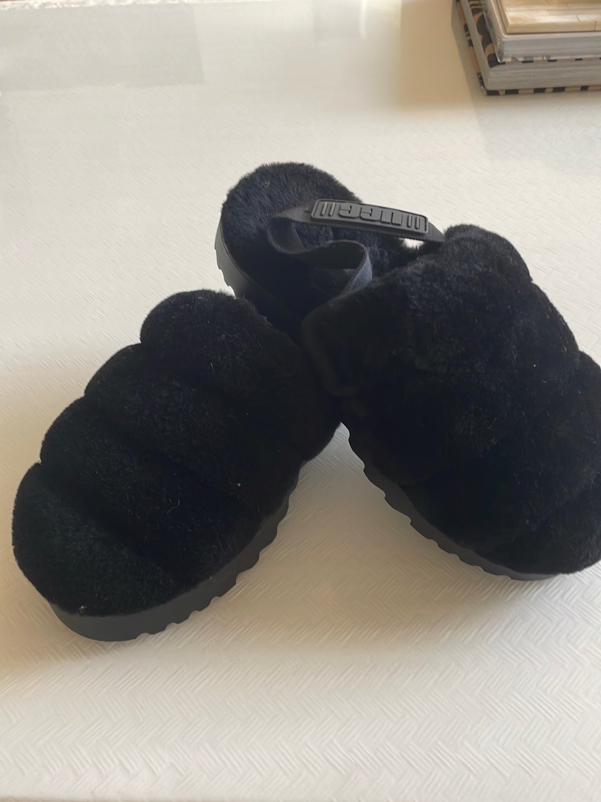 NEW Ugg Slippers Women’s Size 7