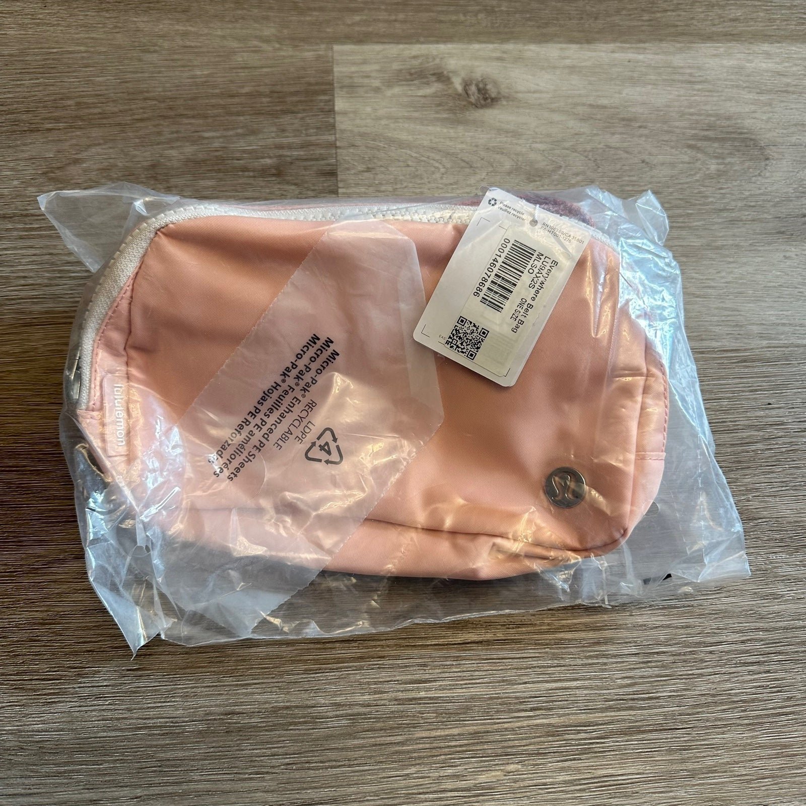 Melon Sorbet NWT Lululemon Everywhere Belt Bag 1L