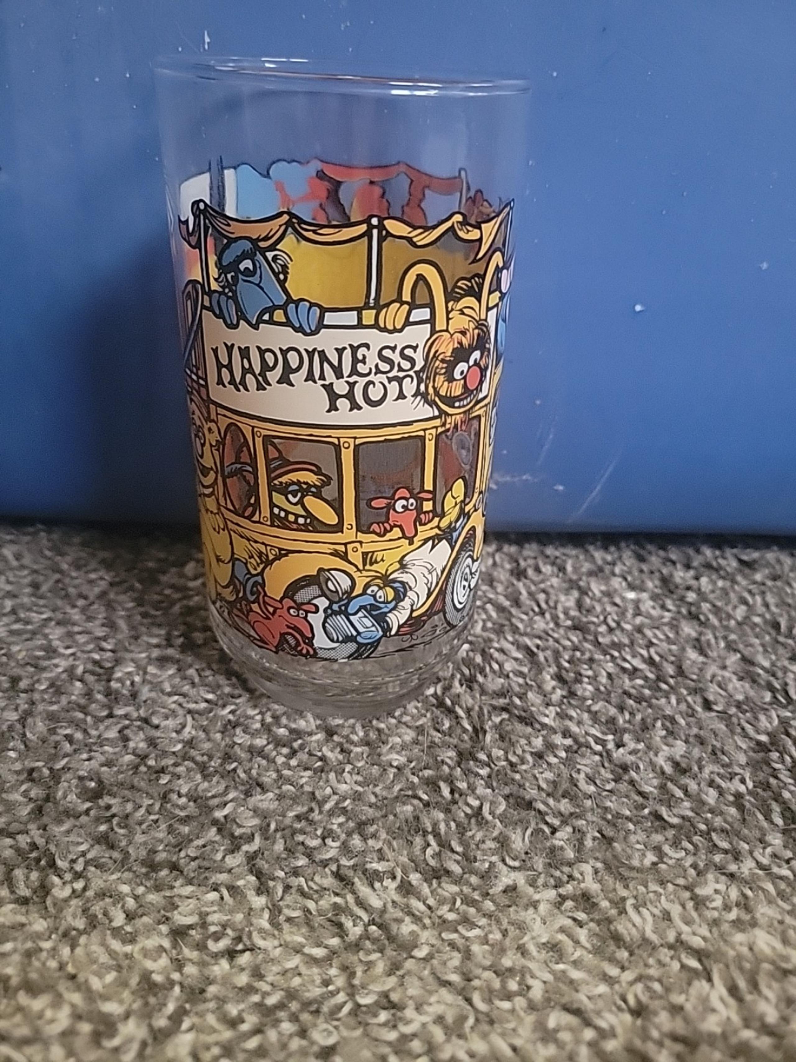 Vintage McDonalds Great Muppet Caper Happiness Hotel Fozy Kermit Glass 1981