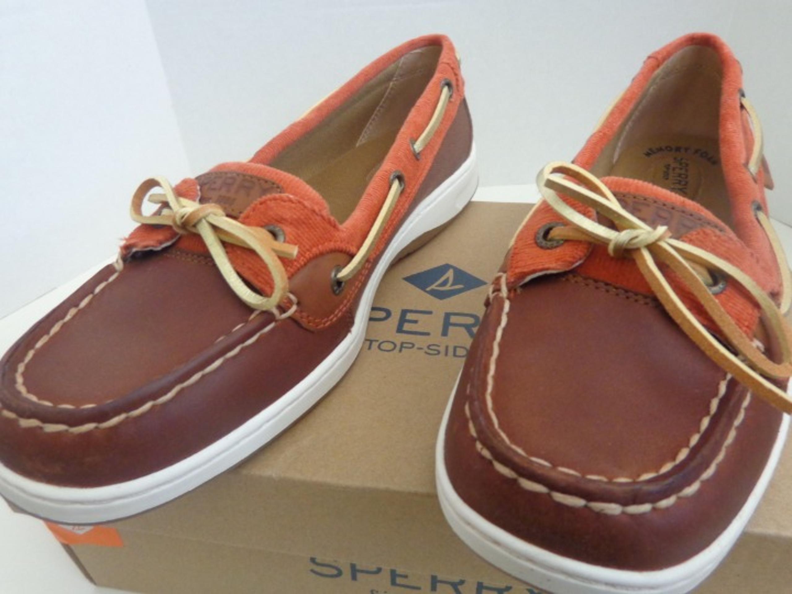 Sperry Angel Fish Varsity Boat Shoe. 9