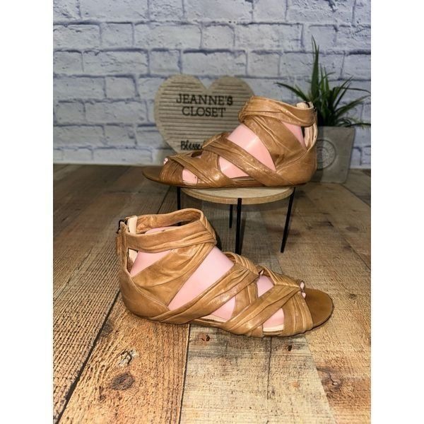 Prada Prada Tan Pleated Leather Caged Flat Sandals Size 38.5 US 8   Pre owned co