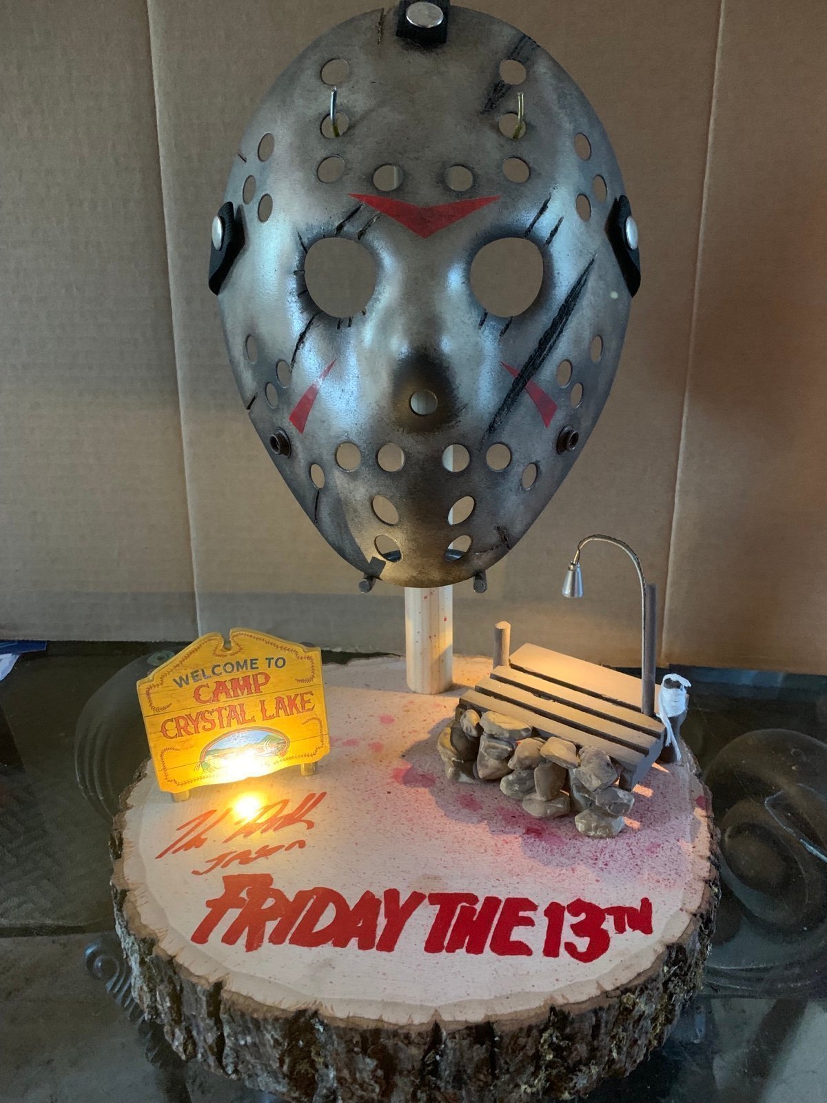 Jason Voorhees Mask Stand Friday The 13th Lighted Diorama Autograph READ DES.