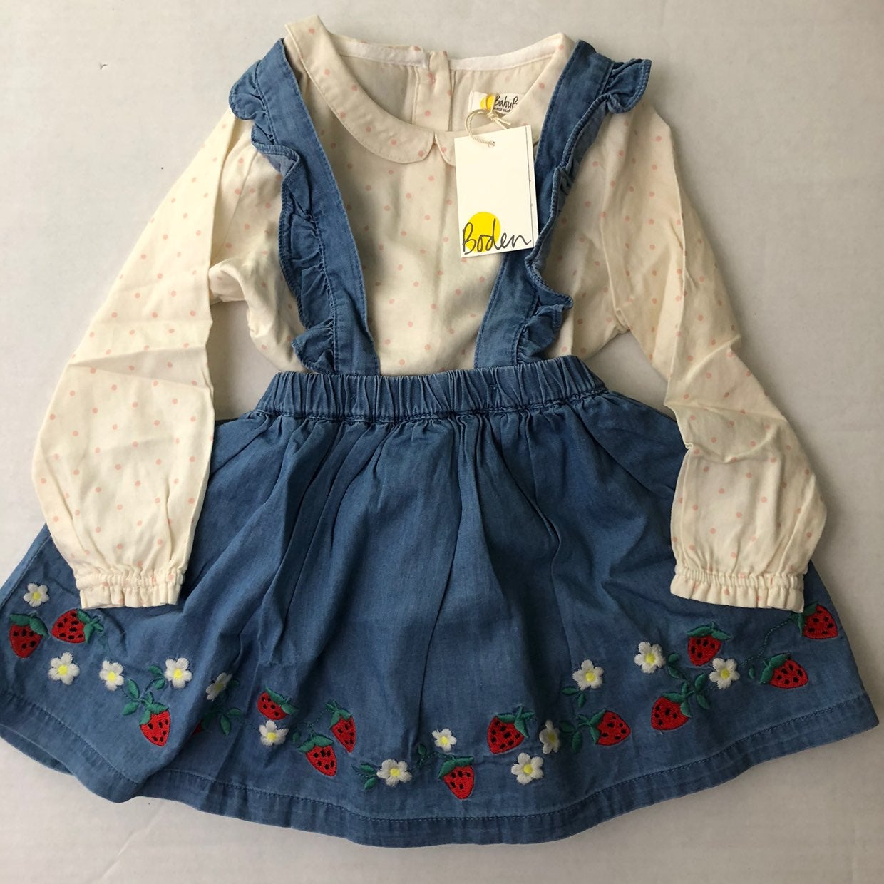 Mini boden strawberry Dress