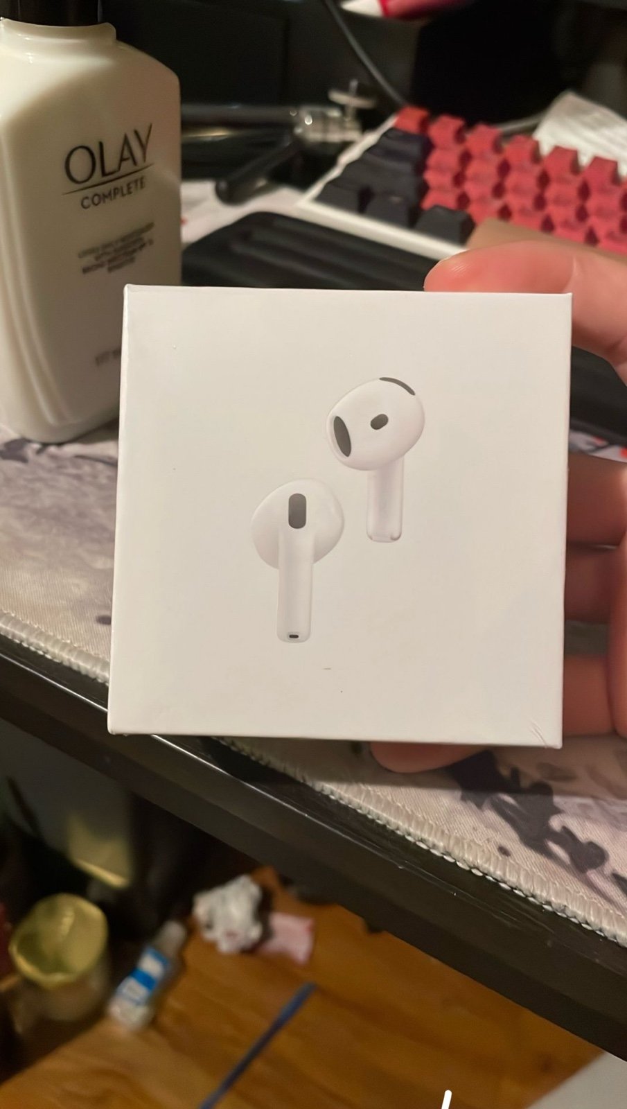 AirPods Gen 4