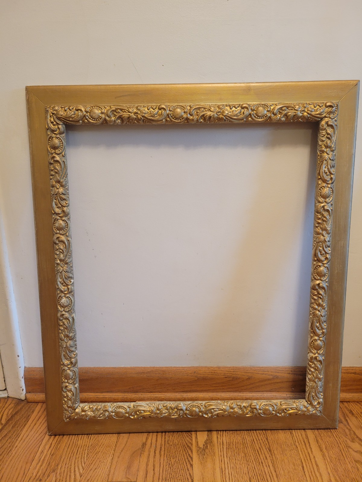 Vintage Art Nouveau Style Gold Gilt Wood Frame Gesso 20.5 x 24 Fits 22.75x26.75