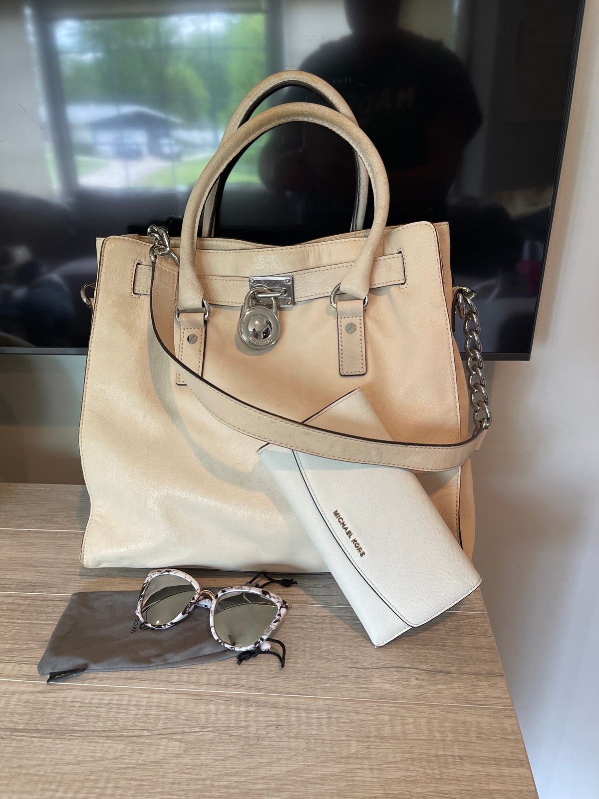 Michael Kors Bag & Leather Wallet & Sunglasses