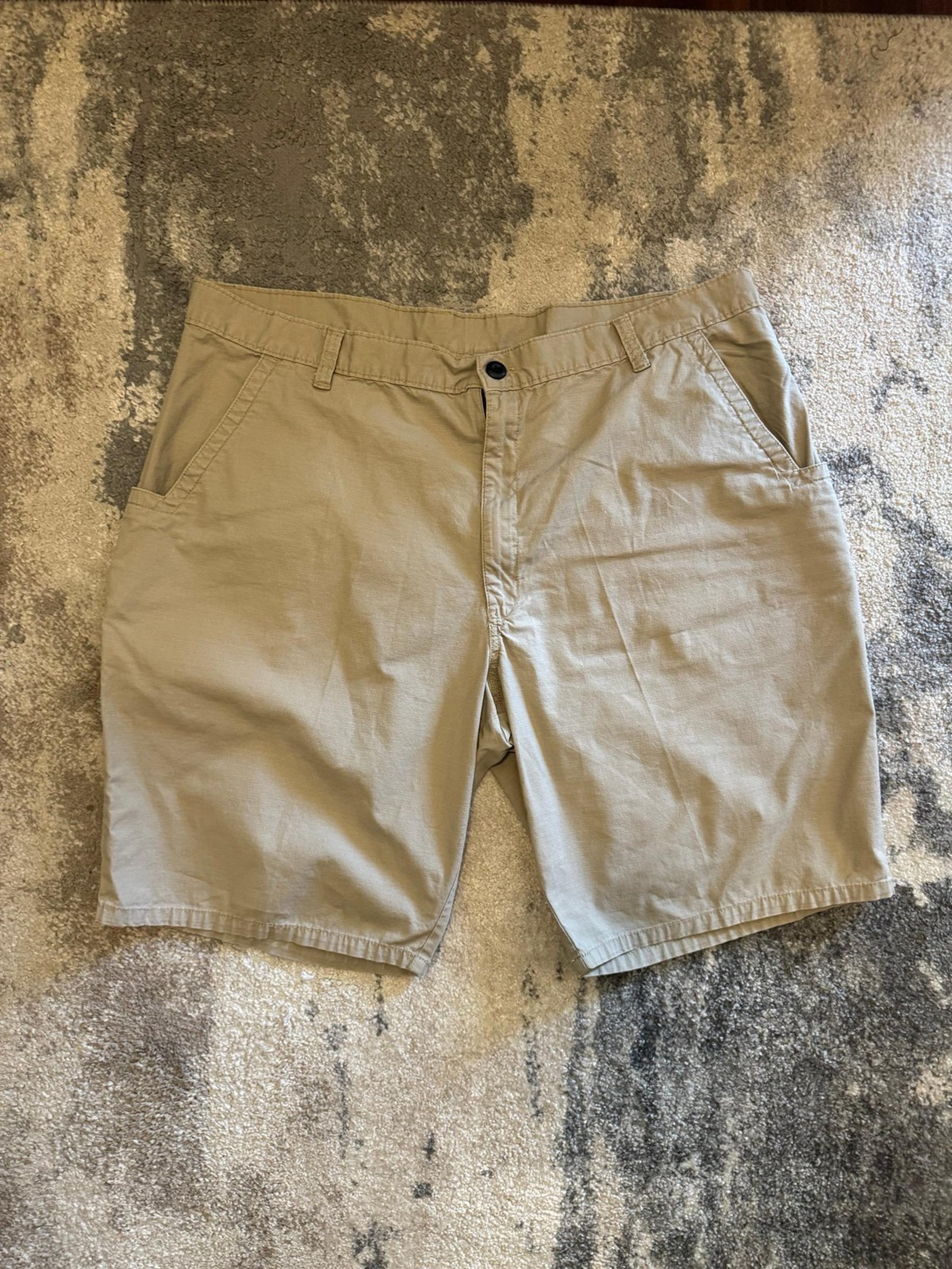 Men’s Tan Dickies Shorts