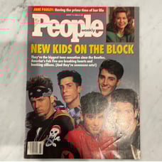 1990 AUGUST 13 PEOPLE MAGAZINE - NEW KIDS ON THE BLOCK COVER