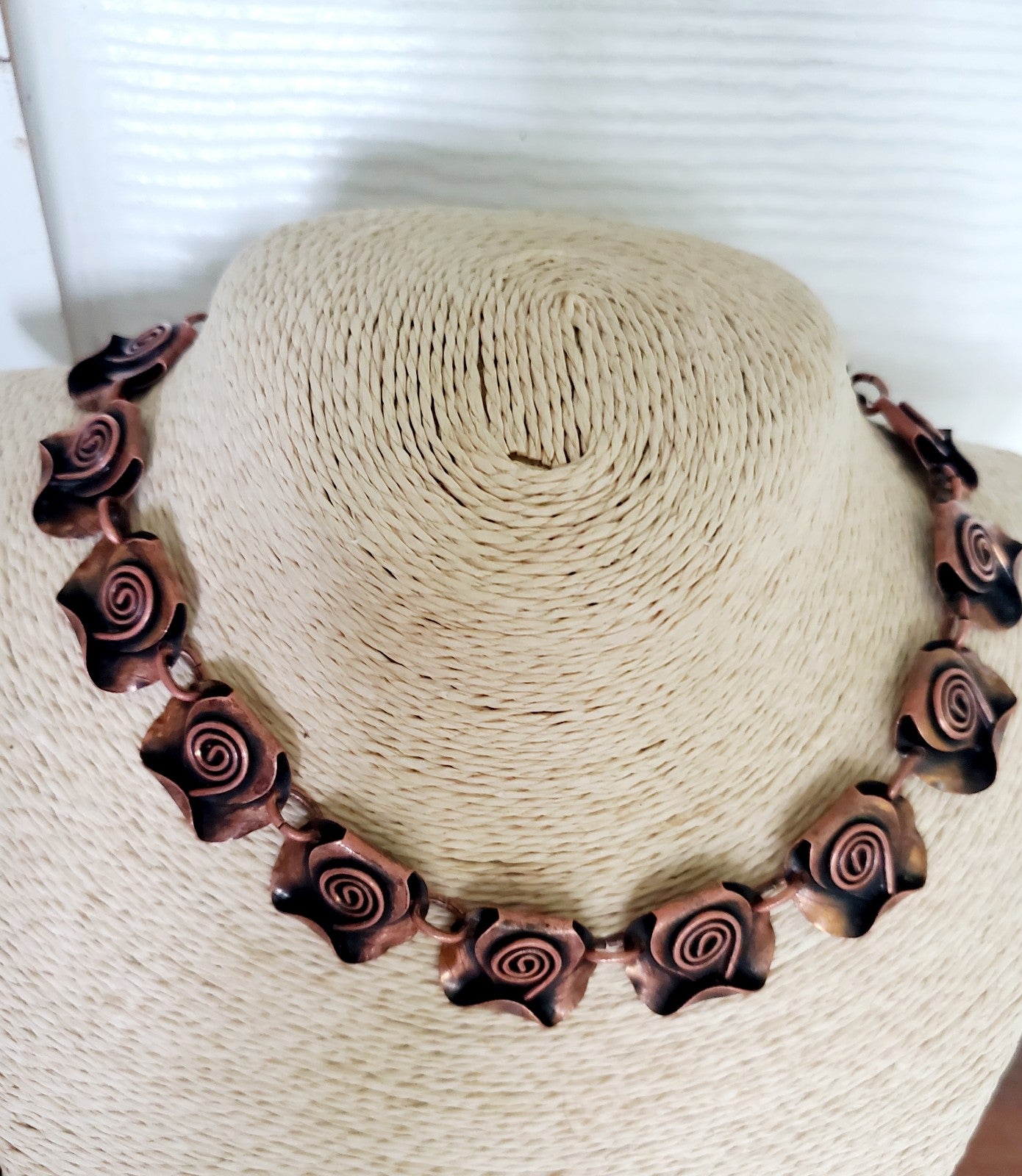 Vtg 1950's copper choker necklace hand wrought & SIGNED by Morley Crimi 15.75