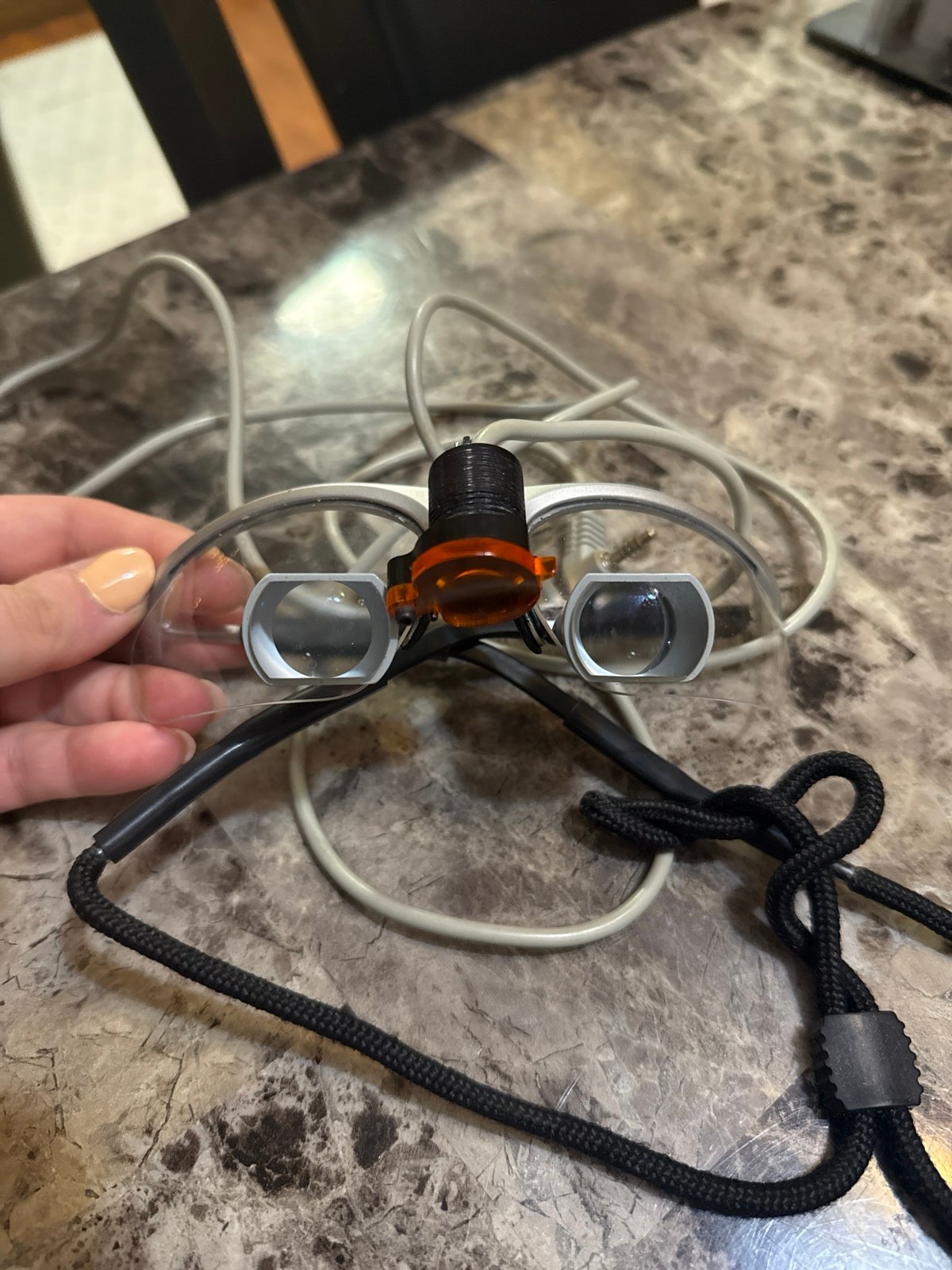 Ultralight loupes