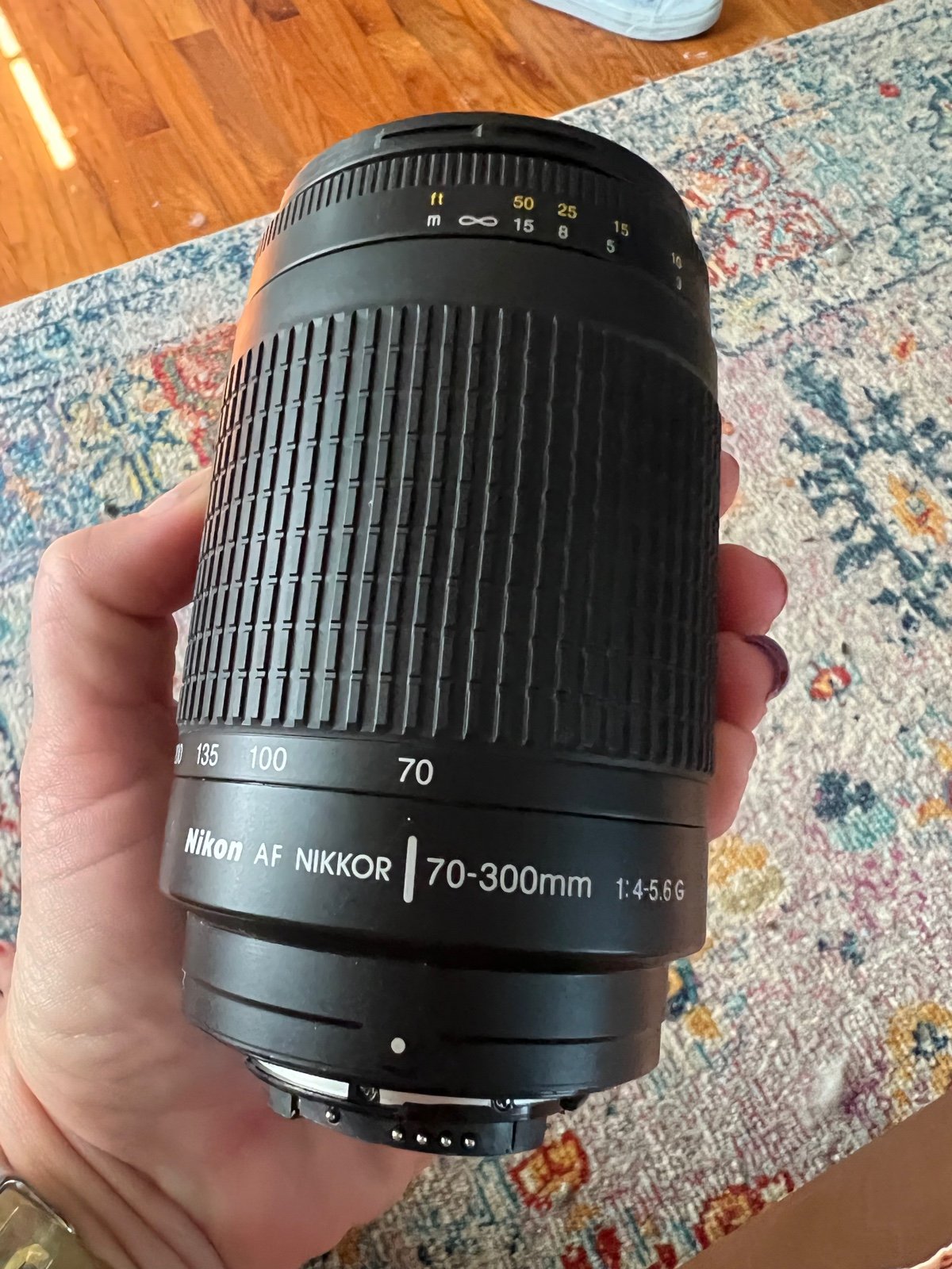 Nikon AF NIKKOR 70-300MM Lense