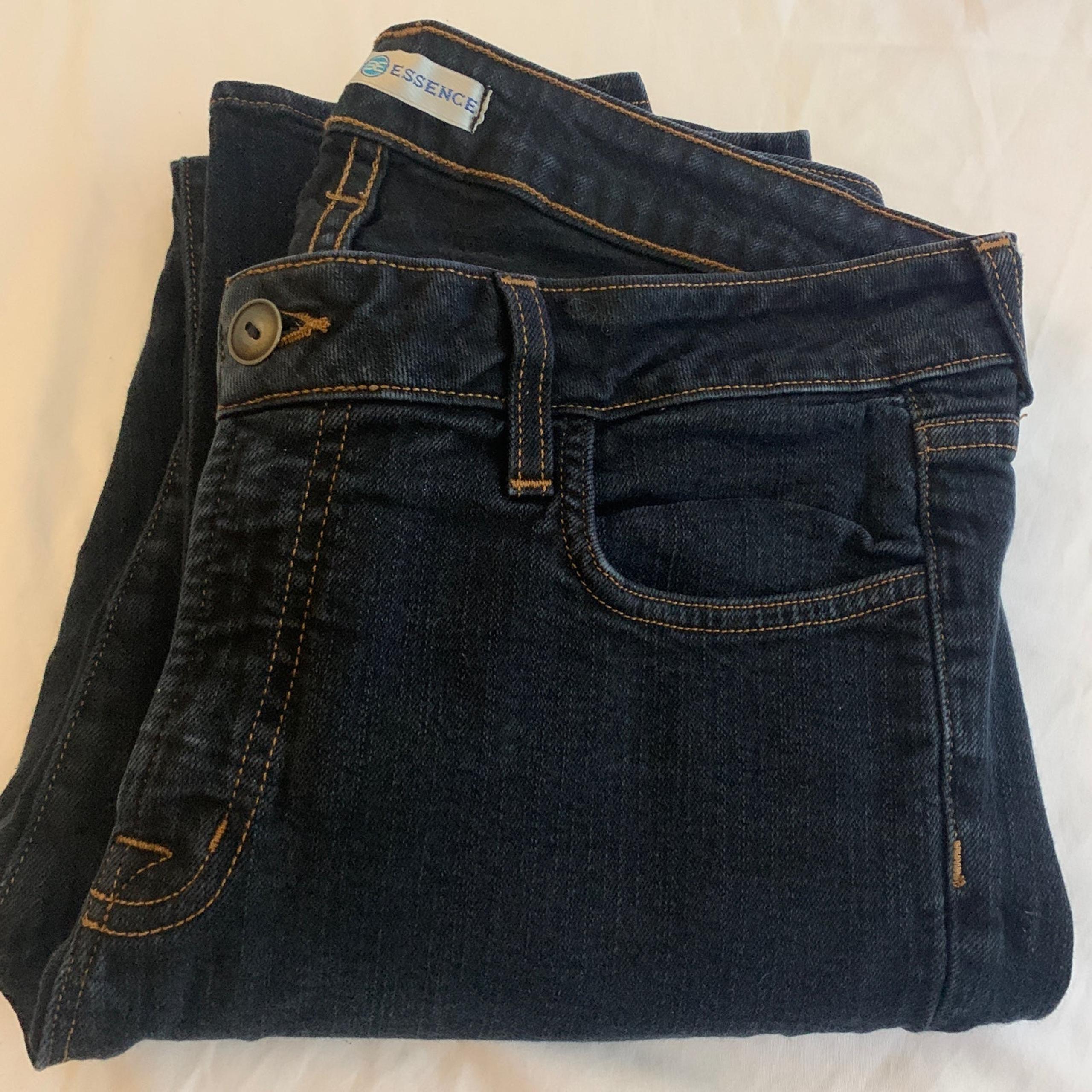 Blue essence skinny jean 30” waist (10) 31” inseam nice deal