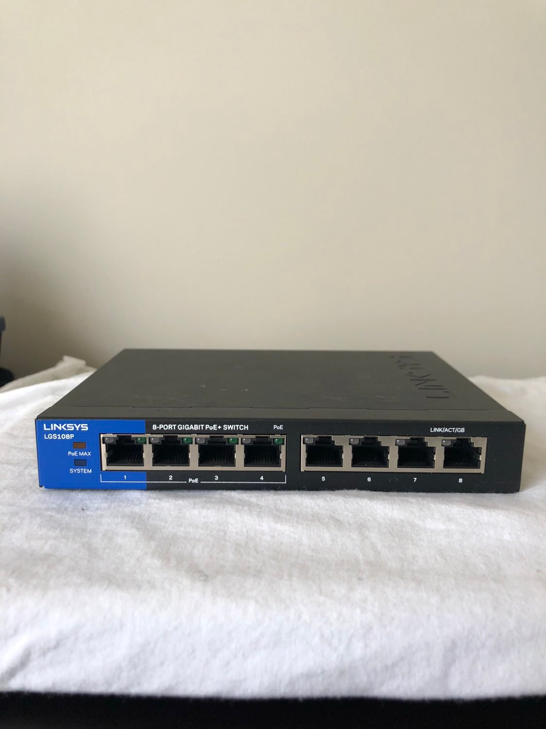 Linksys 8 port switch